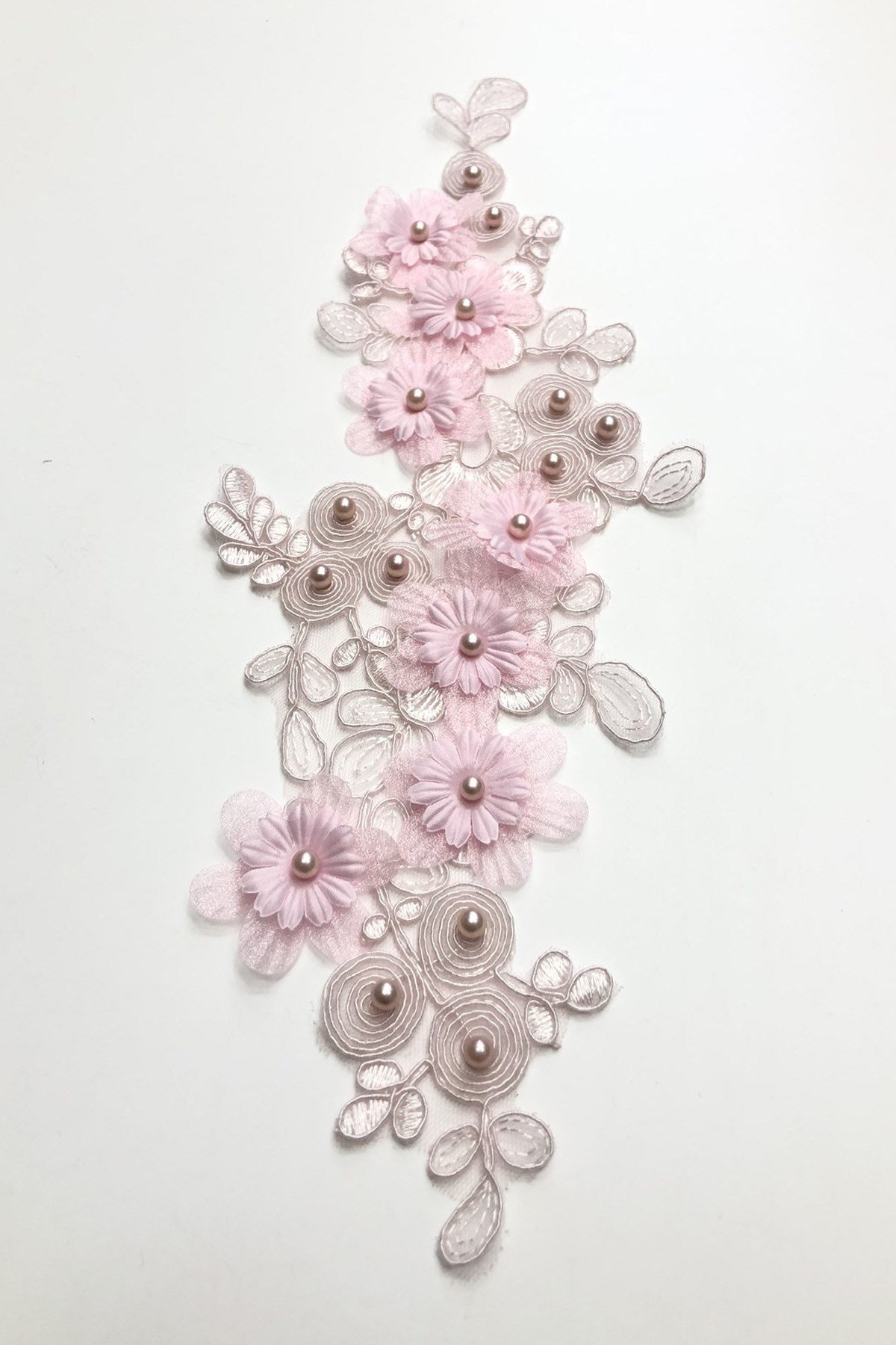 Pembe İnci İşlemeli Parça Güpür Dantel