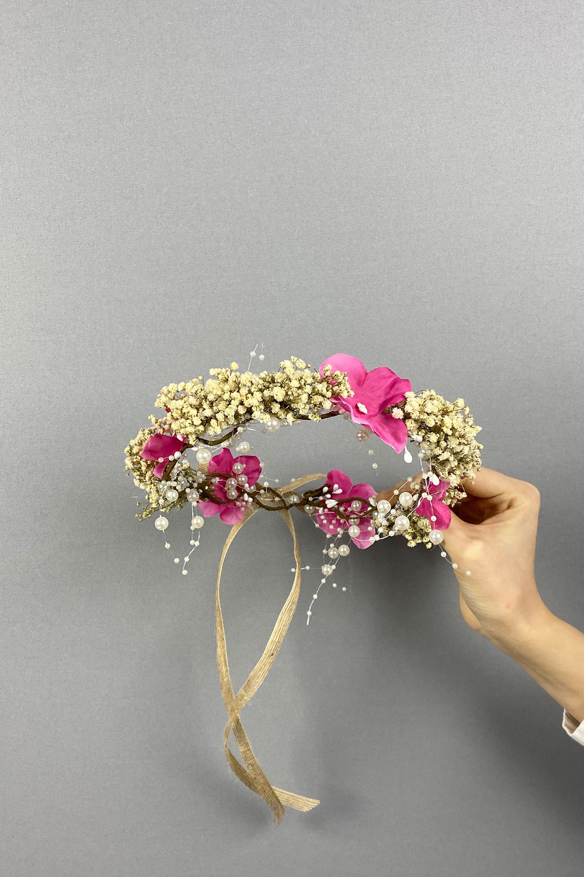 Pembe Ortancalı Kuru Çiçekli İncili Dış Çekim Gelin Saç Aksesuarı