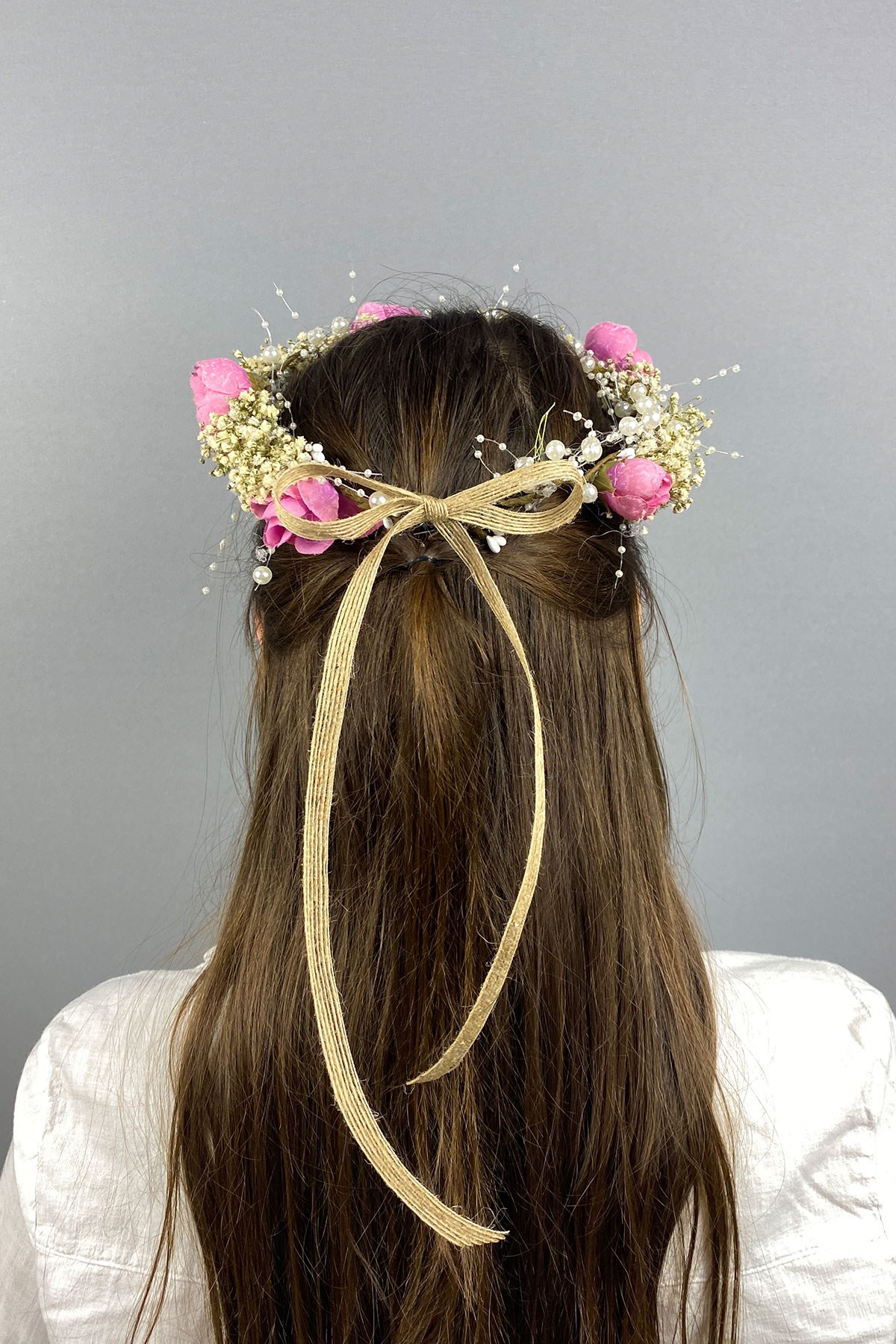 Pembe Şakayık Çiçekli Cipsolu İncili Fiyonklu Dış Çekim Gelin Tacı