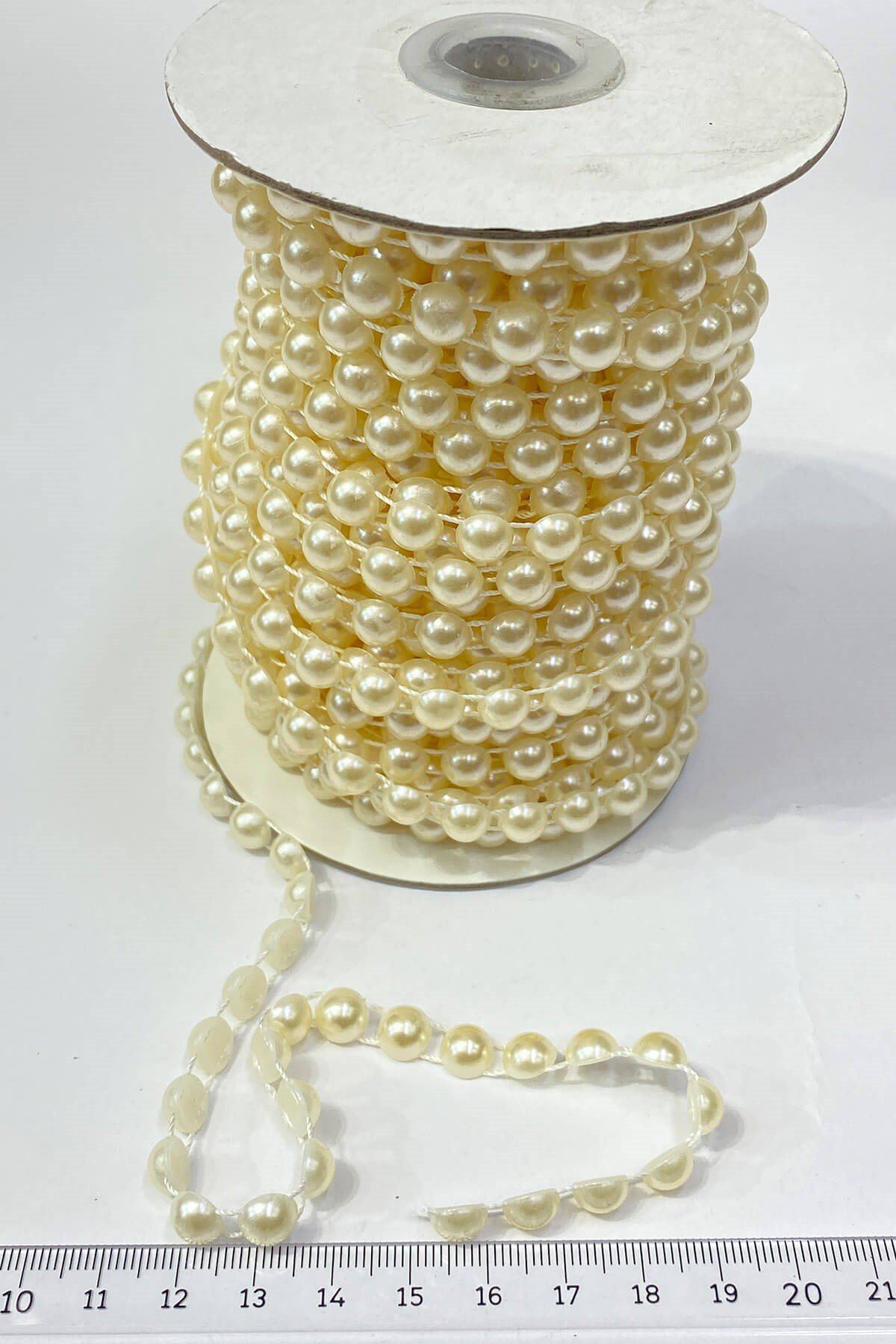 Plastik Şerit Yarım İnci 8 mm 10 mt