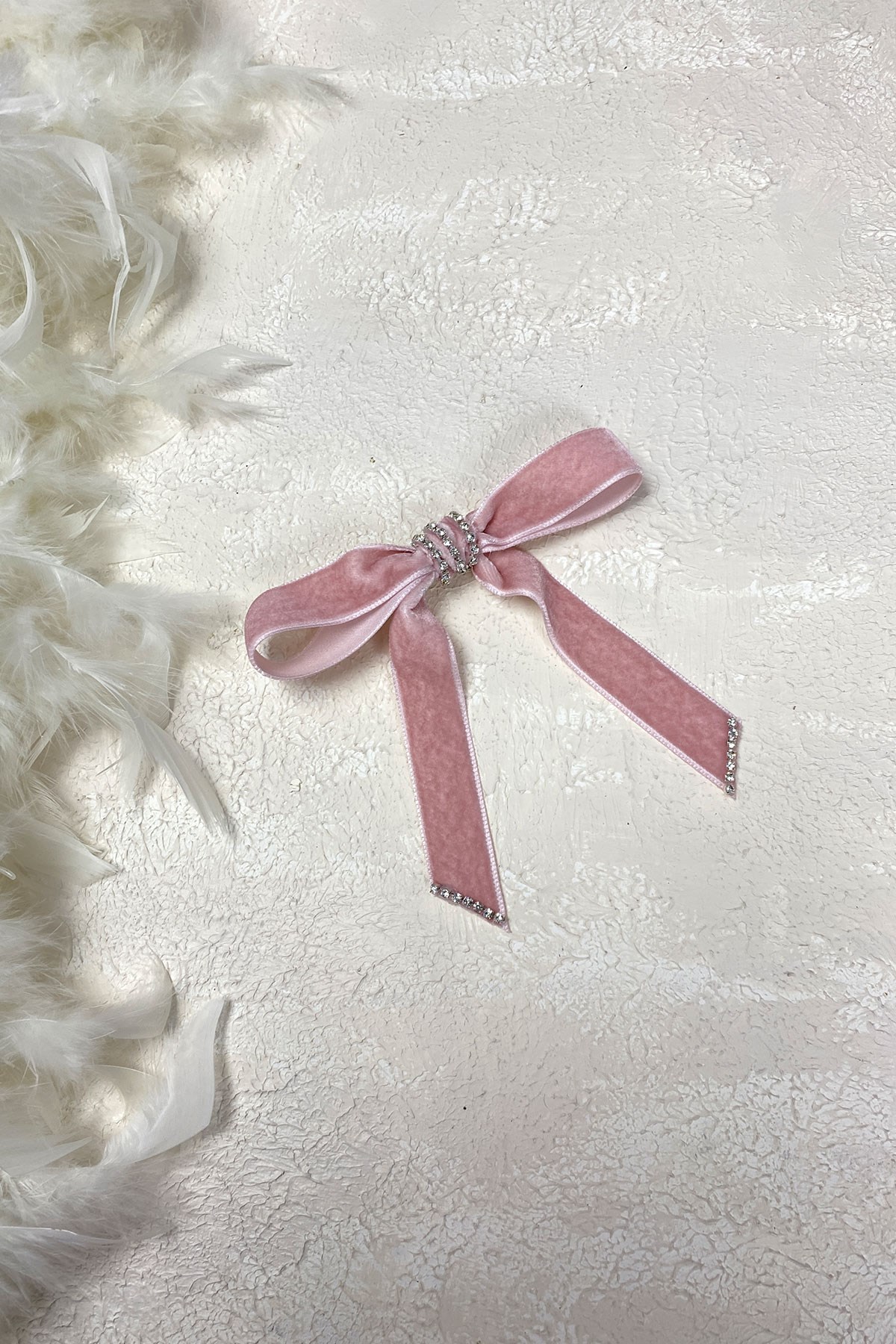 Pudra Kadife Kurdeleli Taşlı Fiyonklu Saç Tokası