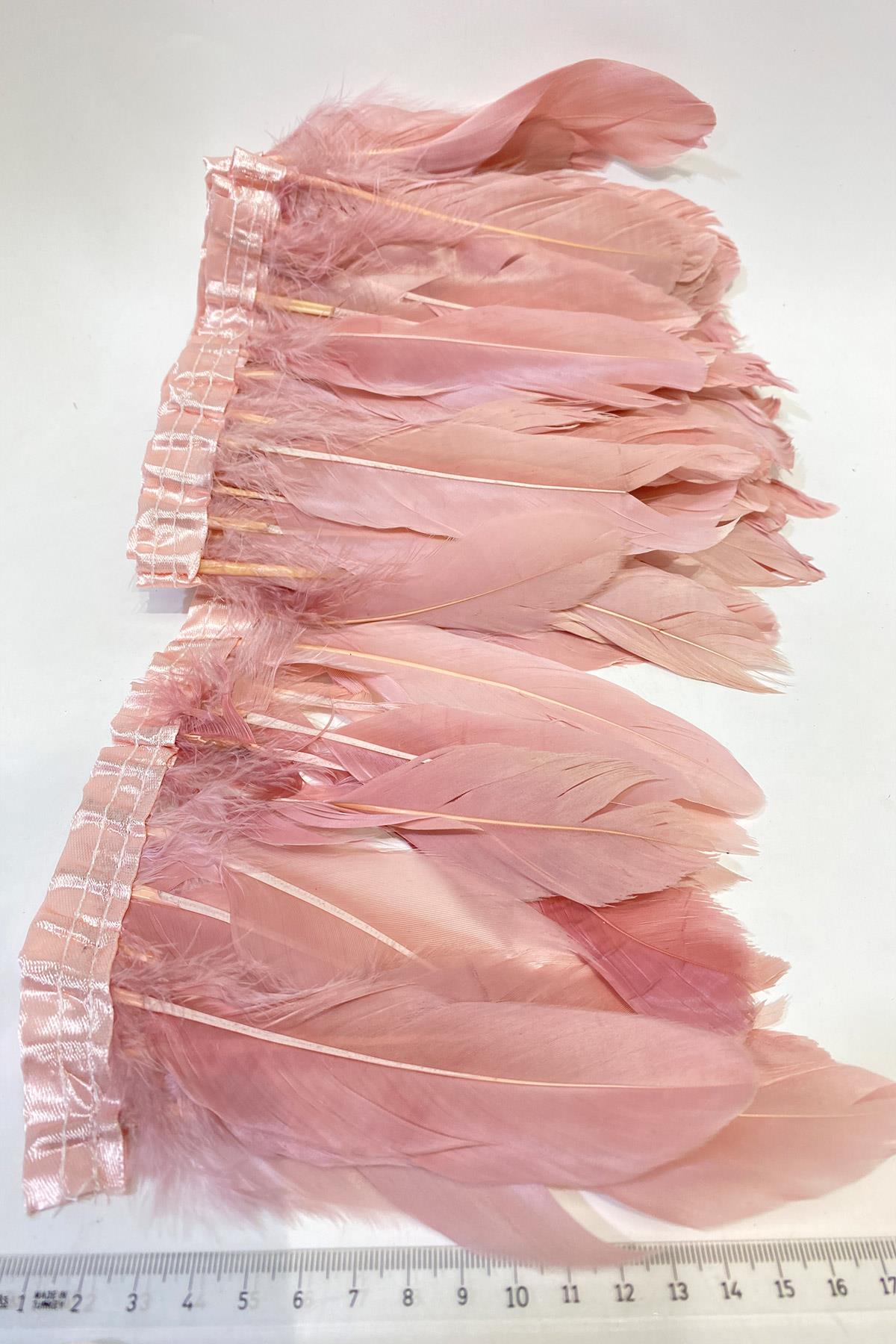 Pudra Kartal Tüyü Şerit Tüy