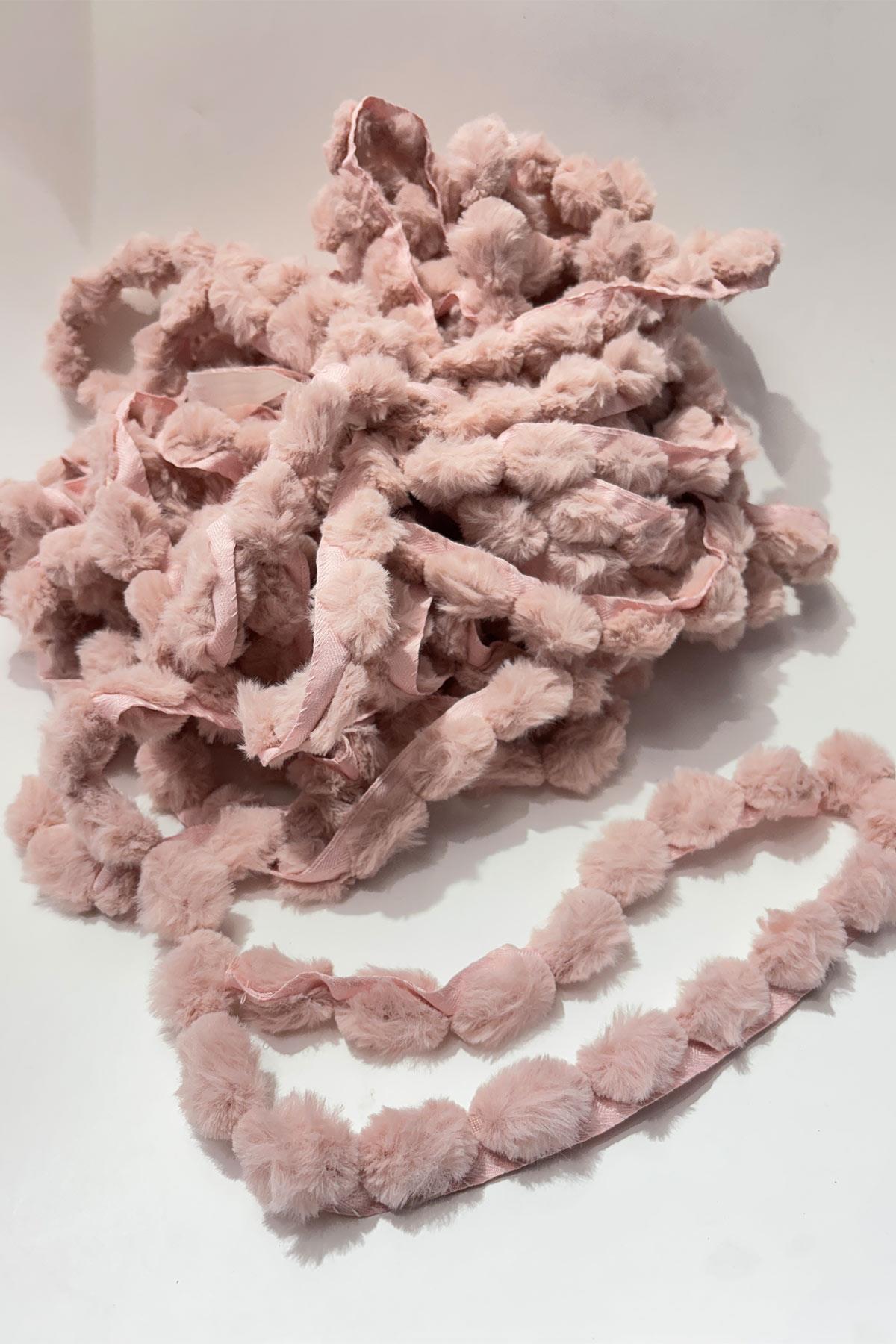 Pudra Peluş Şerit Ponpon,Tavşan Kuyruğu Ponpon,Peluş Ponpon 1 mt