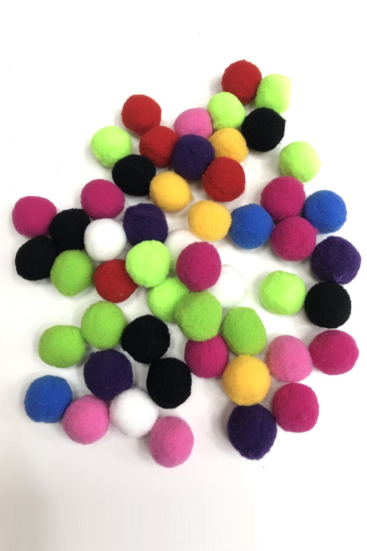 Renkli Büyük Boy Ponpon 2,5 cm 20 adet