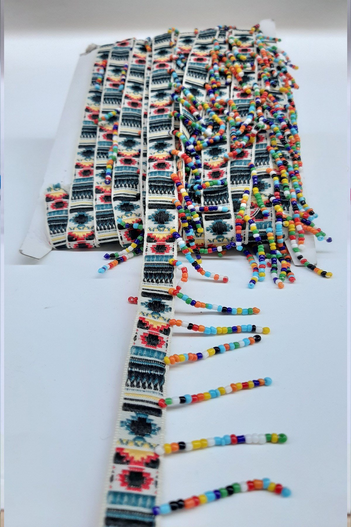 Renkli Kum Boncuklu Sacak Serit