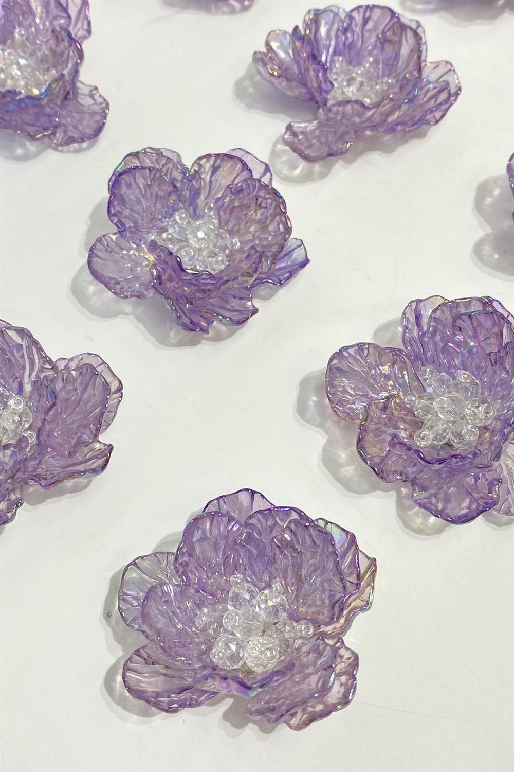 Sedef Yapraklı Kristal Boncuklu İncili Broş