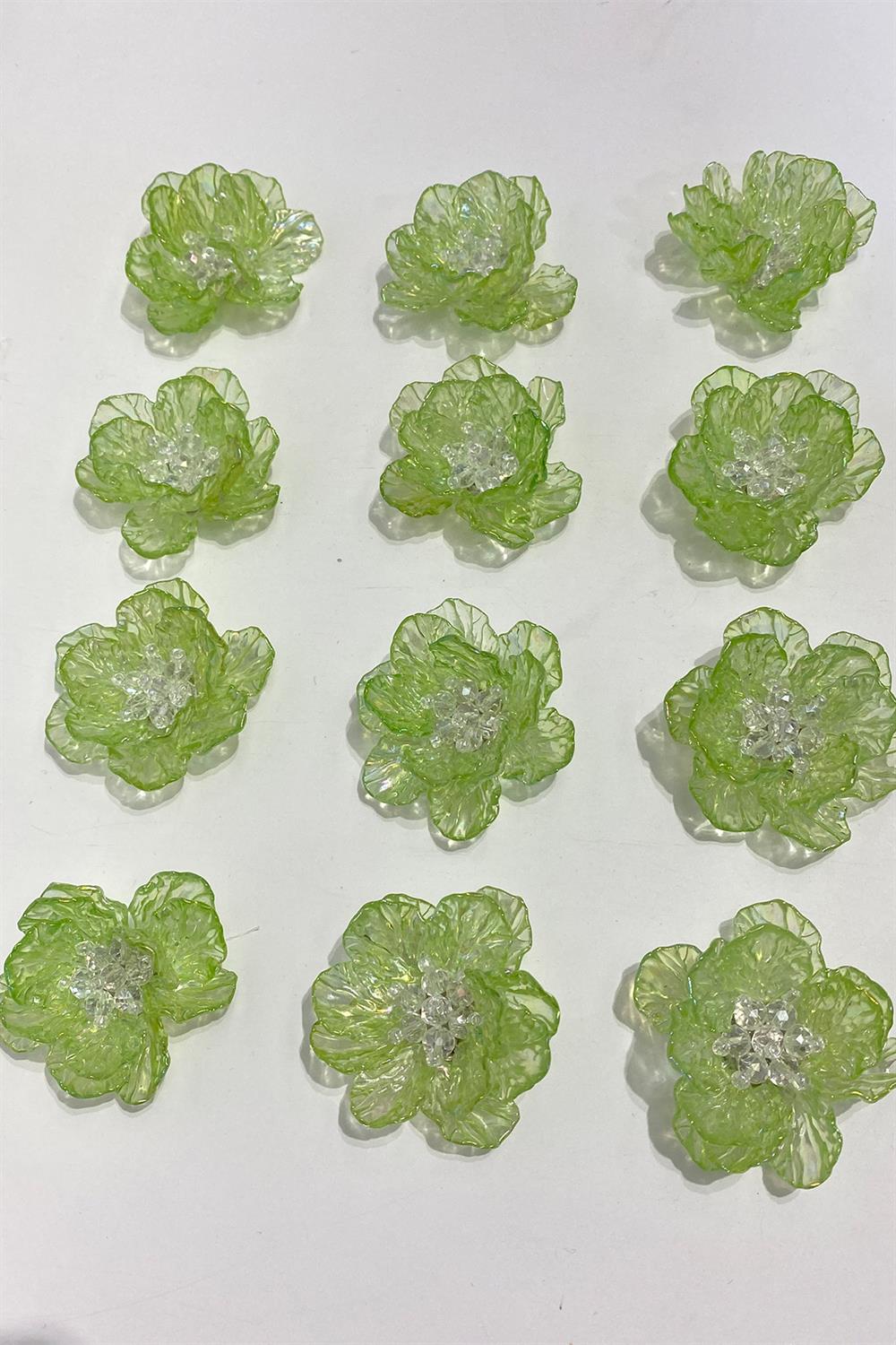 Sedef Yapraklı Kristal Boncuklu İncili Broş