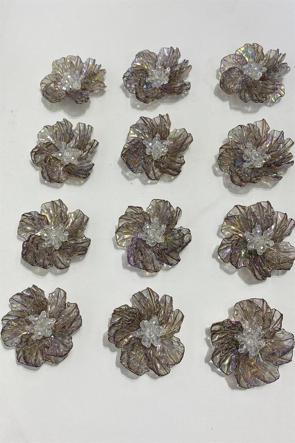 Sedef Yapraklı Kristal Boncuklu İncili Broş