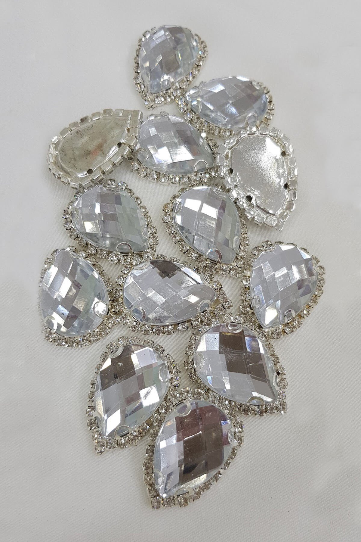 Şeffaf  Damla Kasalı Dikme Taş 3 cm 1 adet