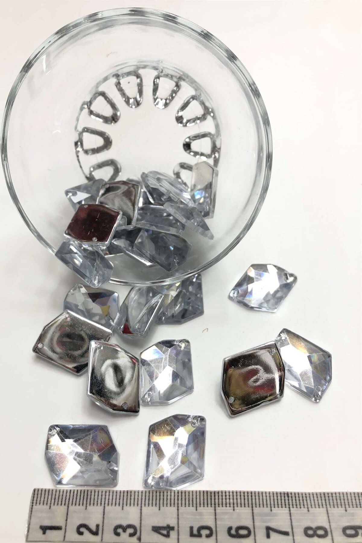 Şeffaf Altıgen Plastik Dikme Taş 10 adet