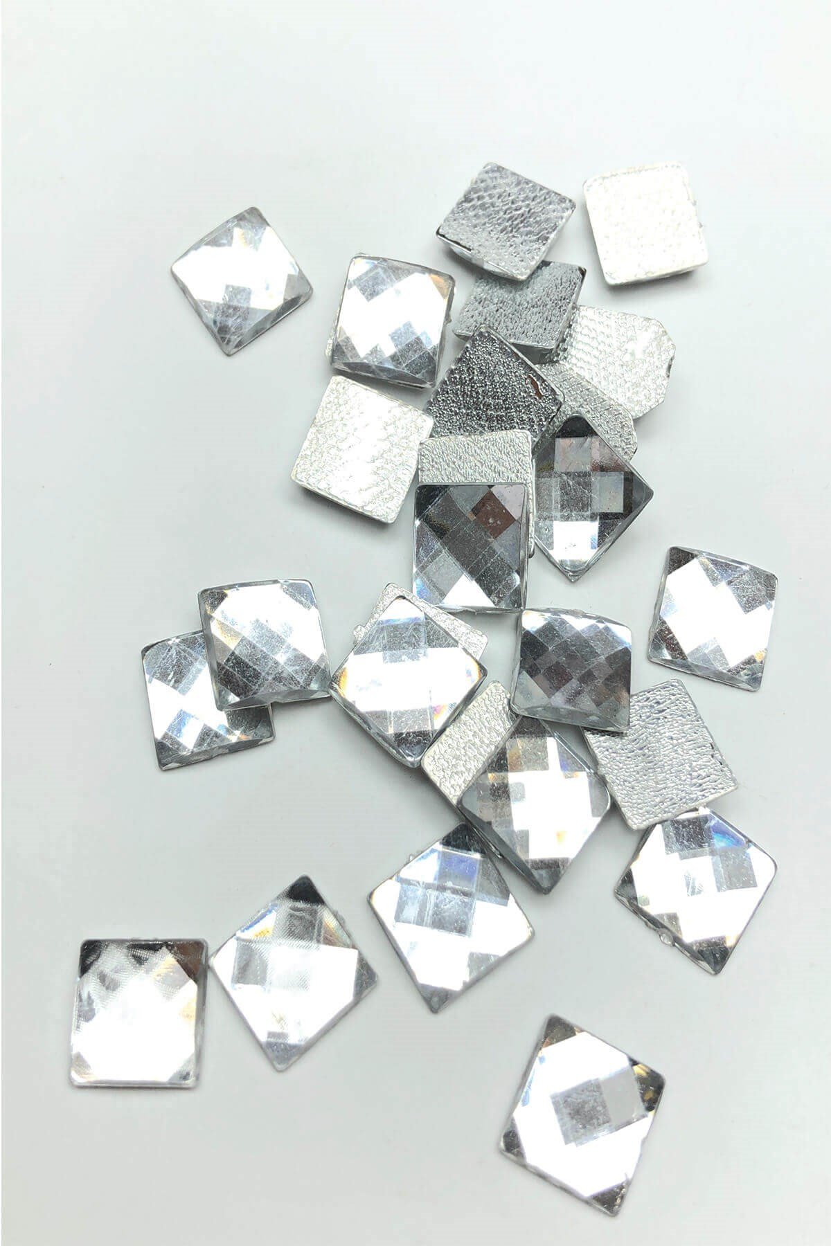 Şeffaf Plastik Yapıştırma Taş Boncuk