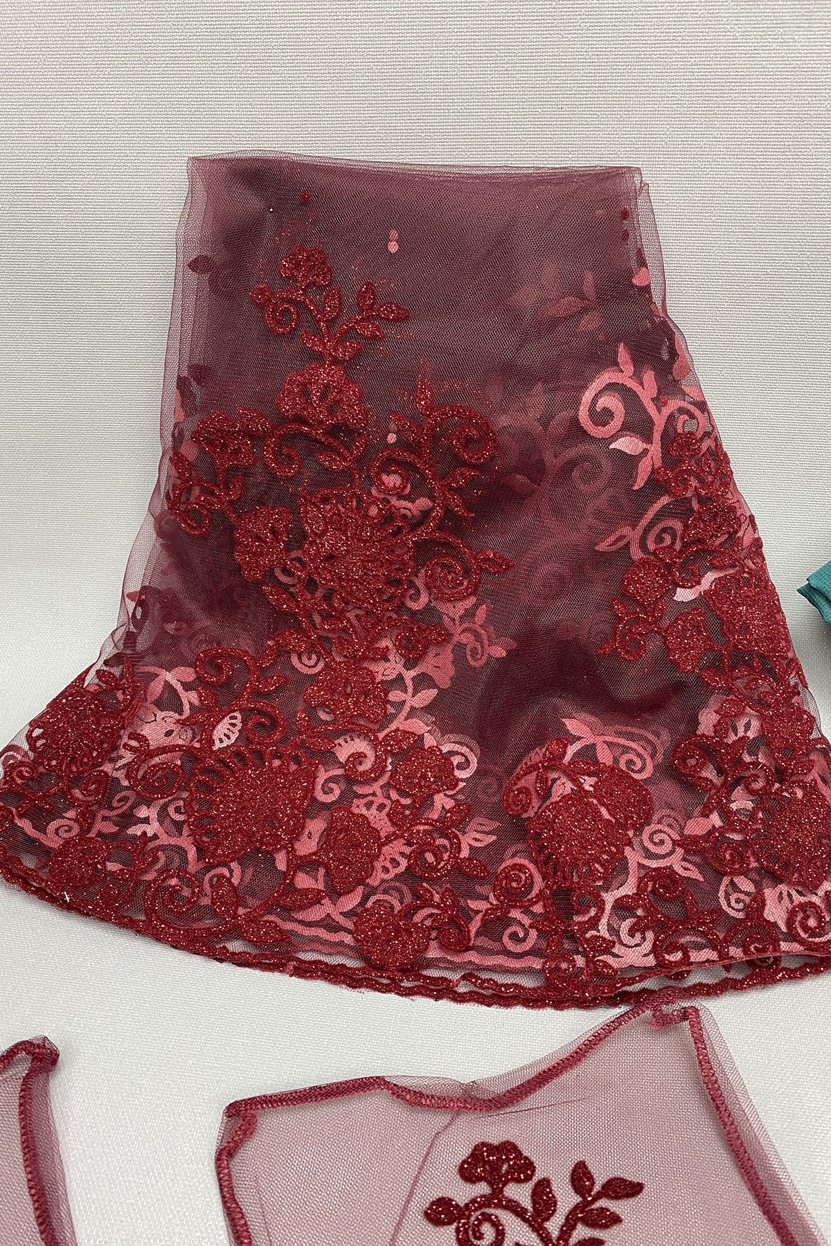 Simli Gelin Yüz Örtüsü ve Ay Yıldız Nakışlı Damat Örtüsü Takı Kurdelesi