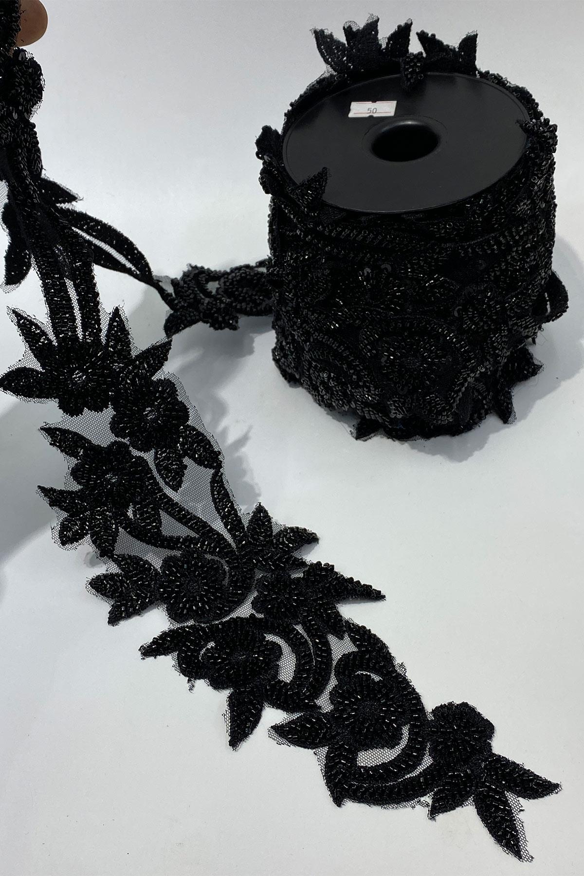 Siyah Boncuk İşlemeli Çiçek Desen Geniş Şerit Aplik 1 Metre