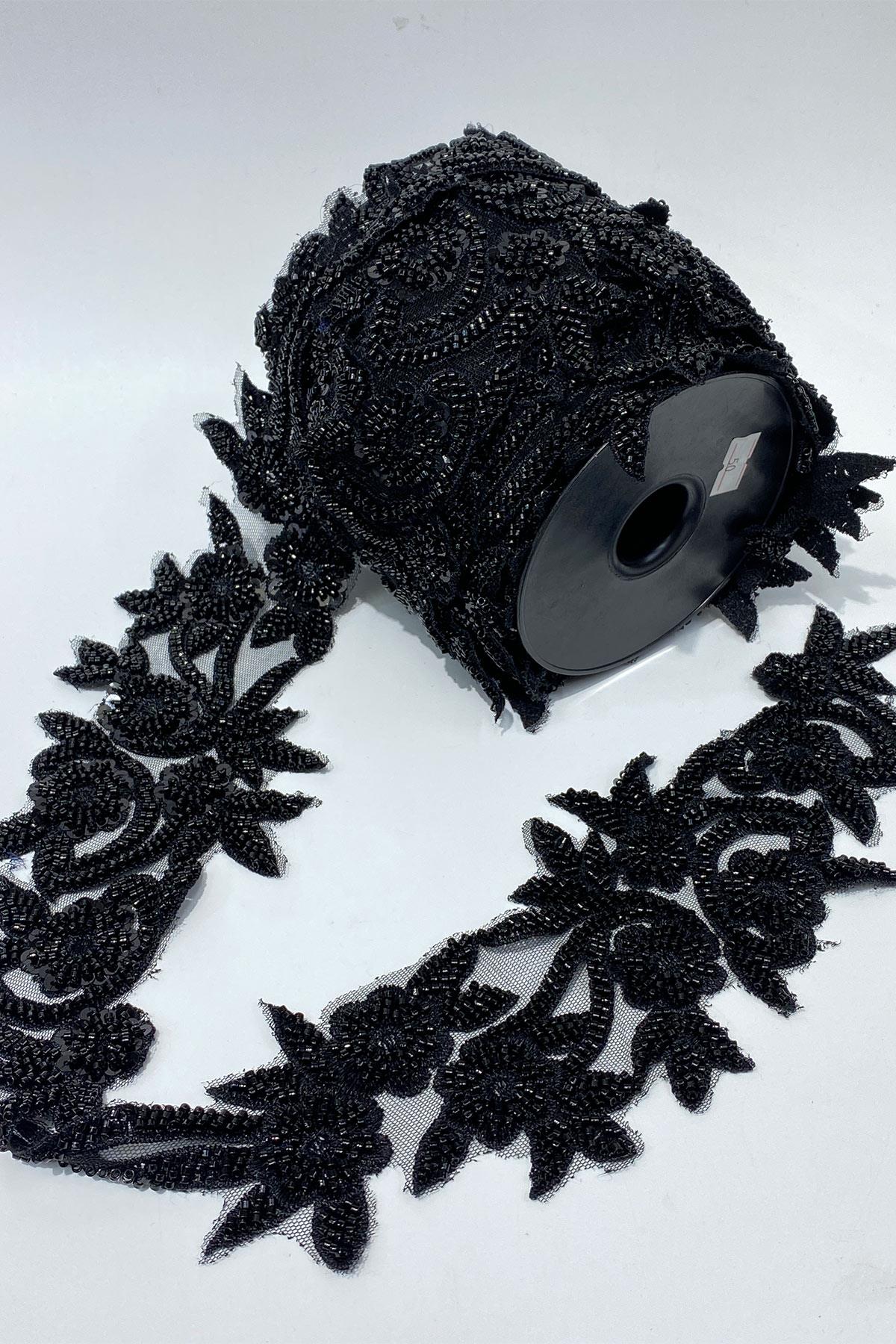 Siyah Boncuk İşlemeli Çiçek Desen Geniş Şerit Aplik 1 Metre