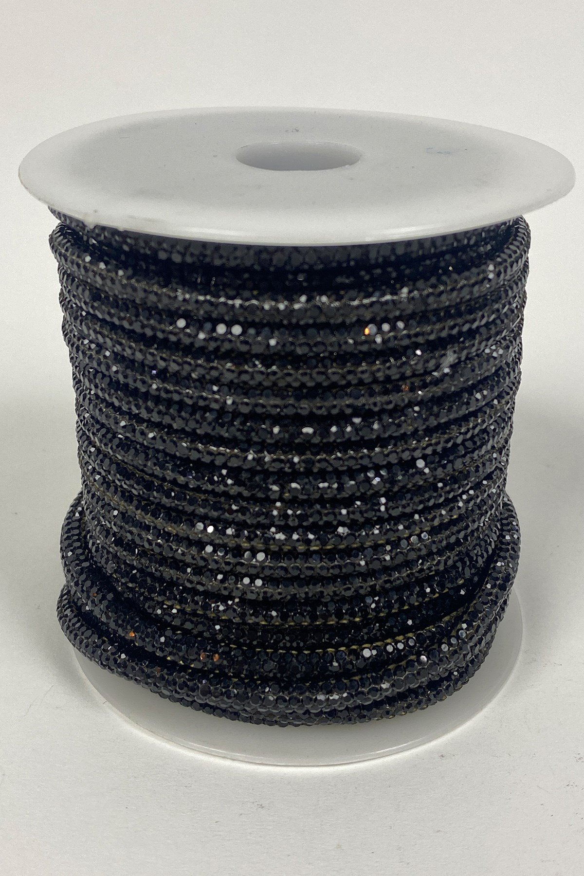 Siyah Full Sık Taşlı Boru Şerit Kordon