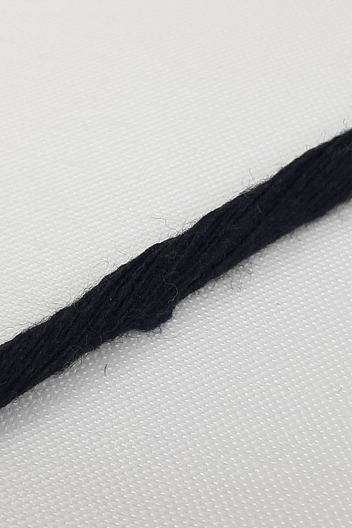 Siyah İnce Büklüm Makrome İpi 100 mt