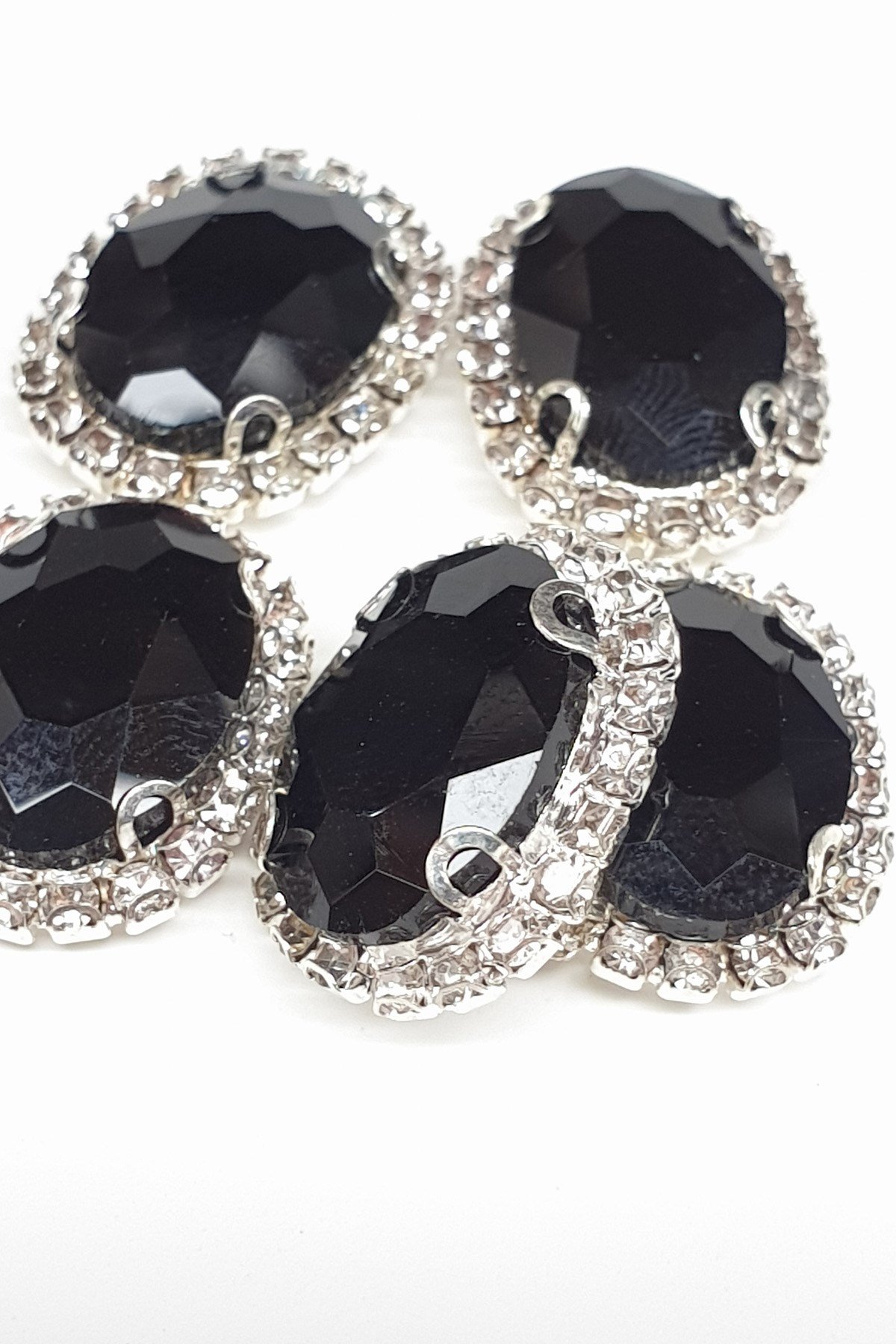 Siyah Oval Kasalı Dikme Taş