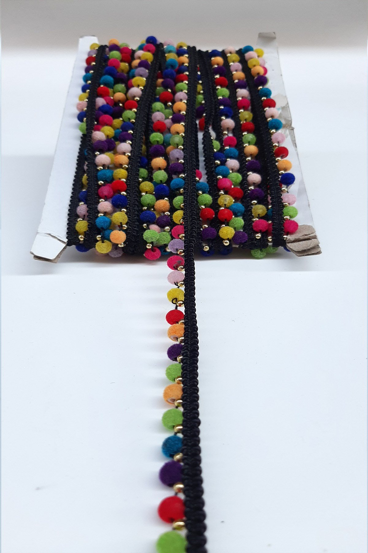 Siyah Renkli Kadife Boncuklu Sacak Serit