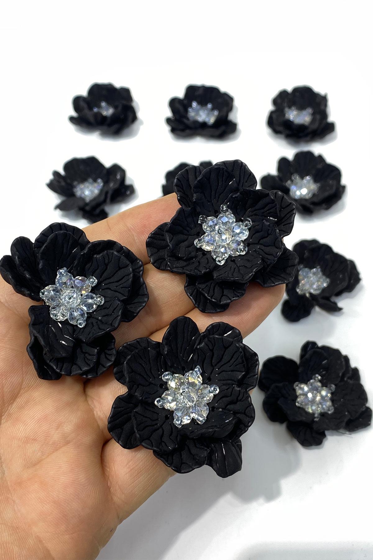 Siyah Sedef Yapraklı Kristal Boncuklu İncili Broş