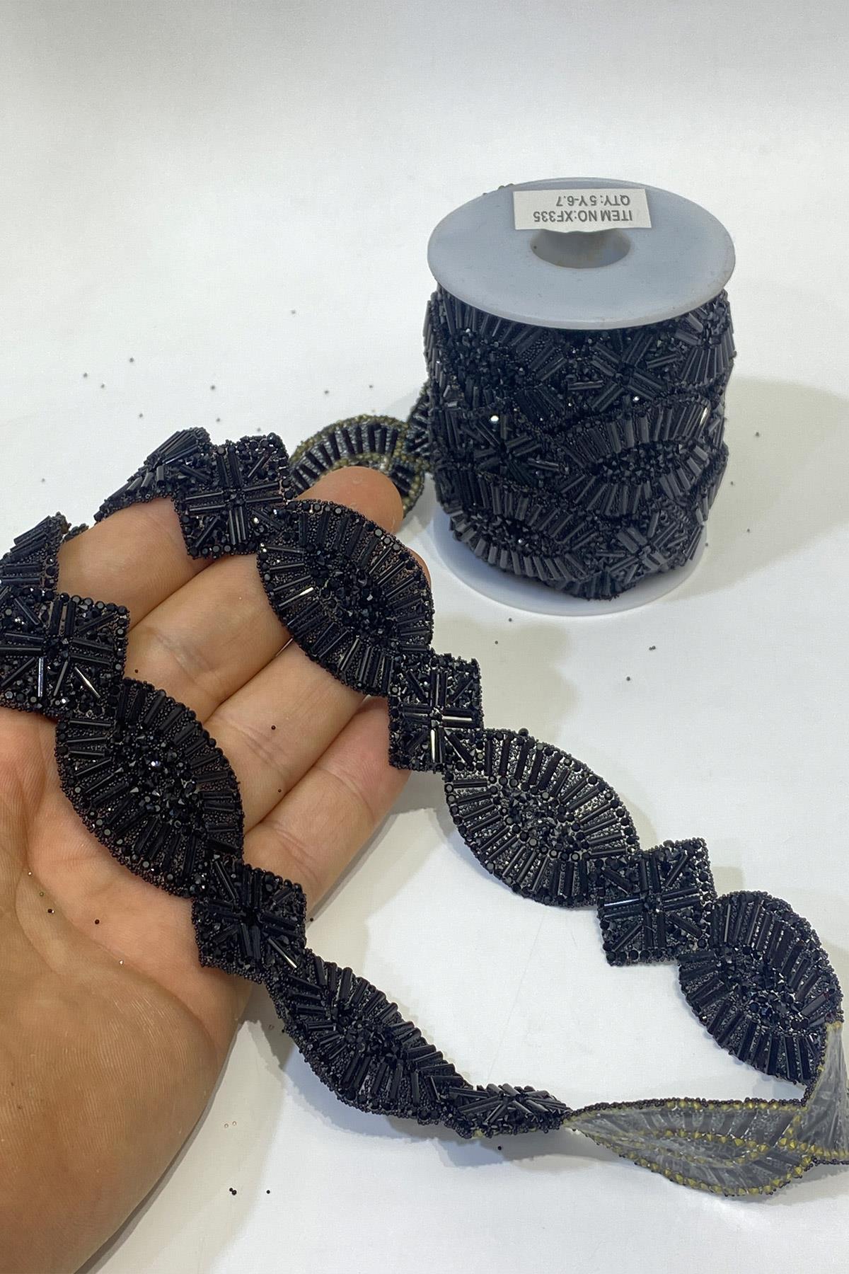 Siyah Ütüyle Yapışan Taşlı Oval Aksesuar Boncuklu Şerit