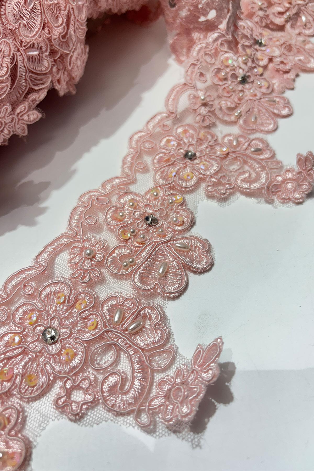 Taşlı Boncuk İşlemeli Kenar Fransız Danteli Güpür