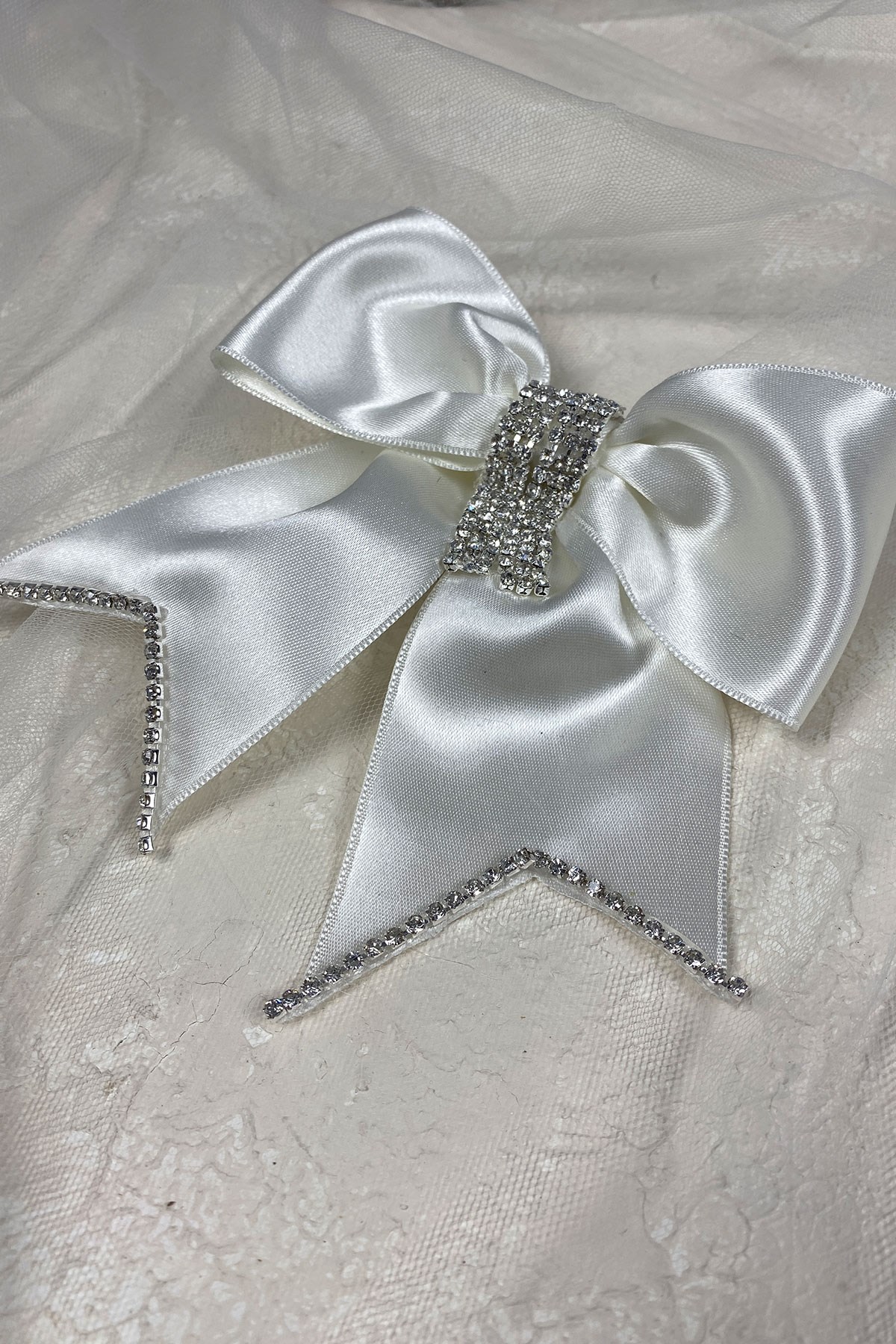 Taşlı Fiyonklu Tasarım Gelin Nikah Saç Aksesuarı 