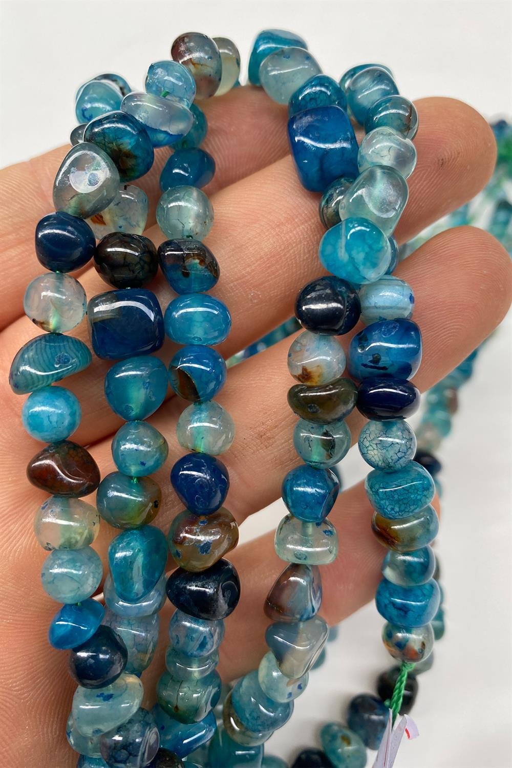 Turkuaz Renkli Çakıl Taşı Kesim Akik Doğal Taş