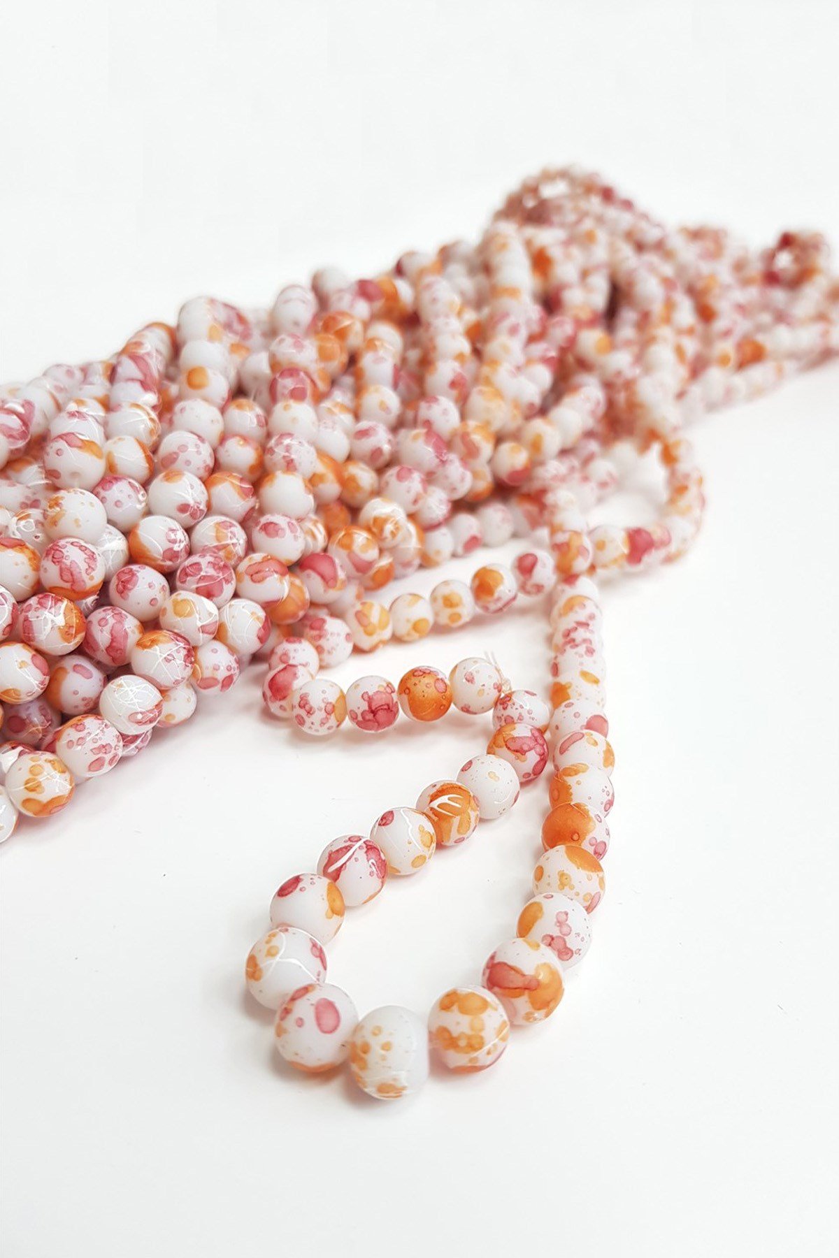 Turuncu-Beyaz Desenli Dizi Cam Boncuk