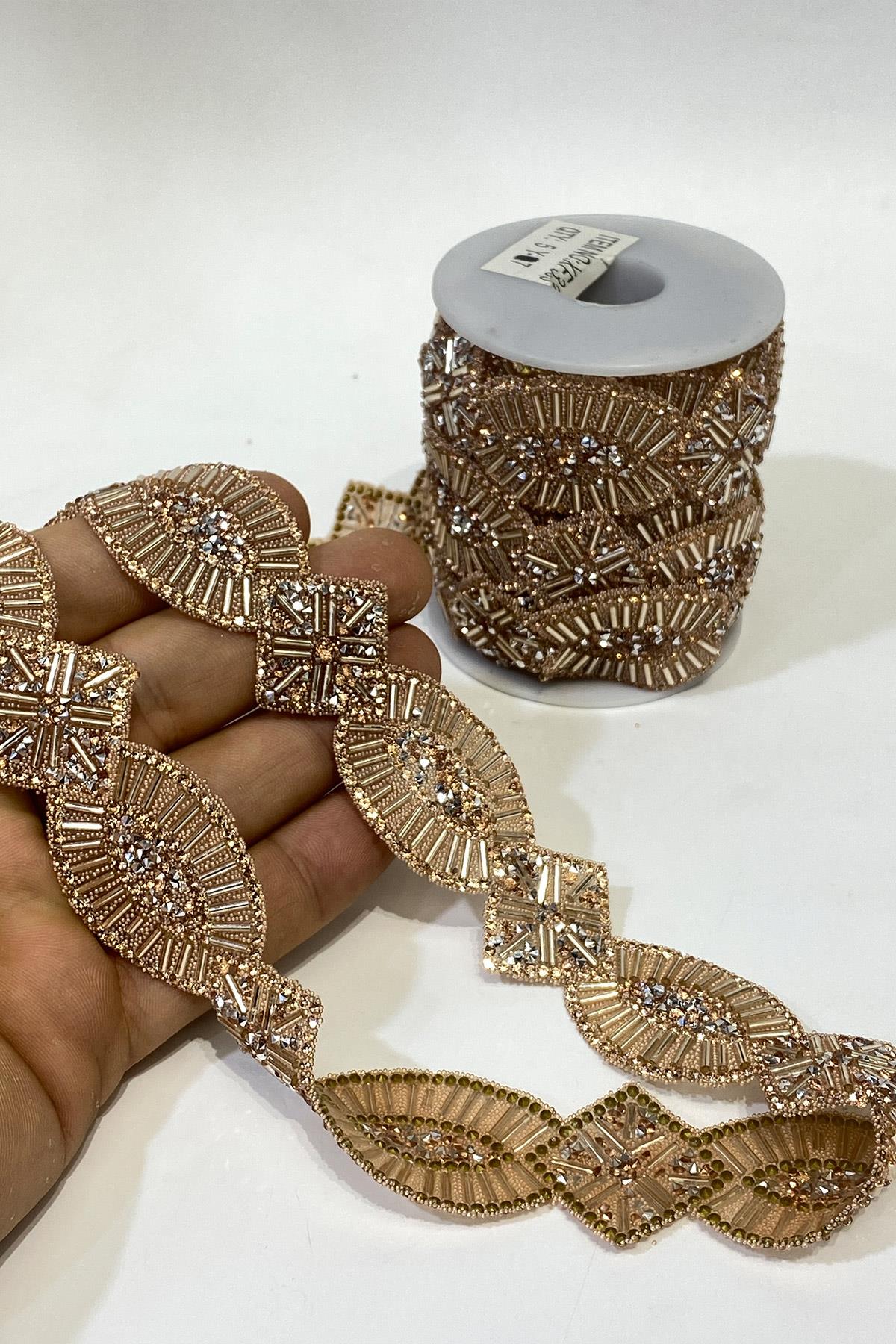 Ütüyle Yapışan Taşlı Oval Aksesuar Boncuklu Şerit