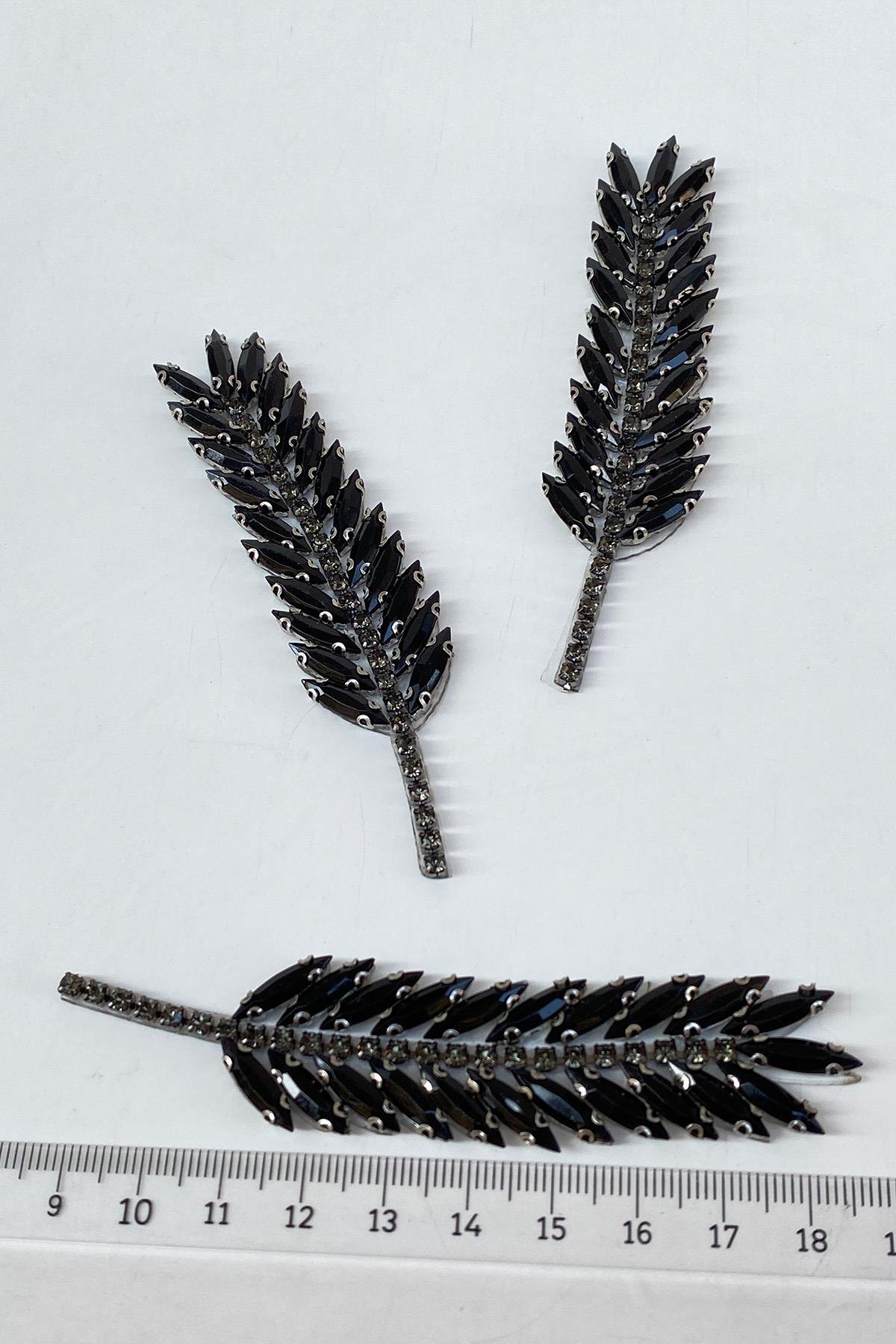 Yaprak Desen Ütüyle Yapışan Parlak Taşlı Aplik 