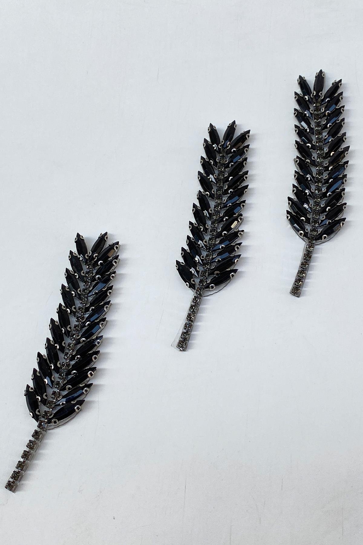 Yaprak Desen Ütüyle Yapışan Parlak Taşlı Aplik 