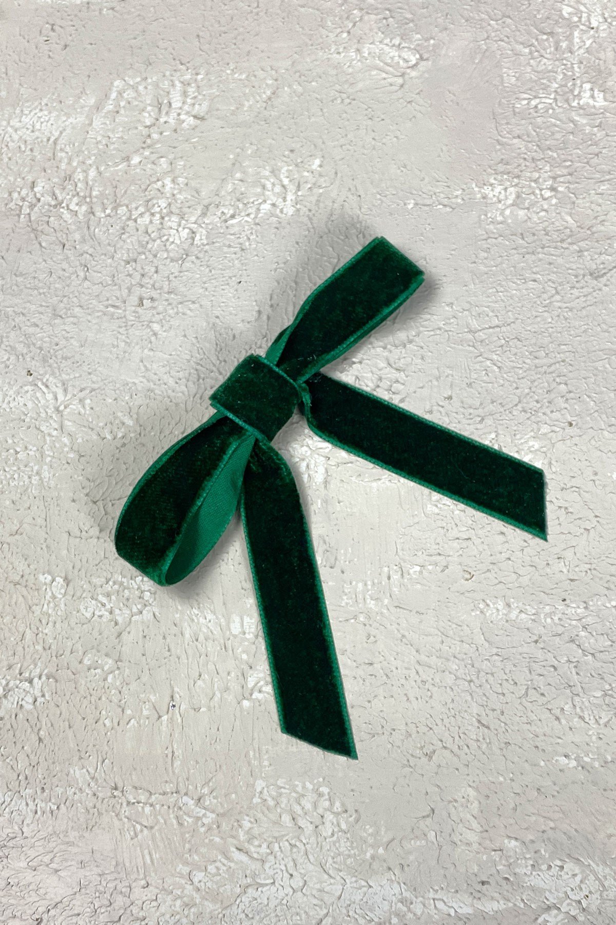 Yeşil Fiyonklu Kadife Kurdeleli Saç Tokası