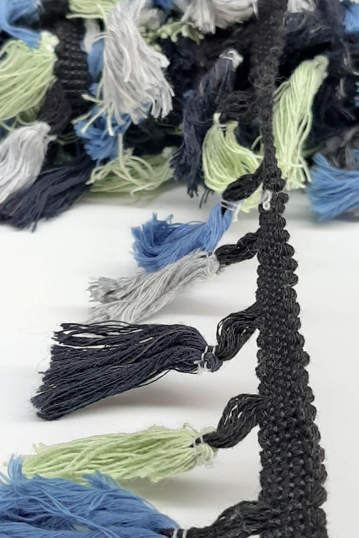 Yeşil Gri Siyah Pamuk Saçak Püskül