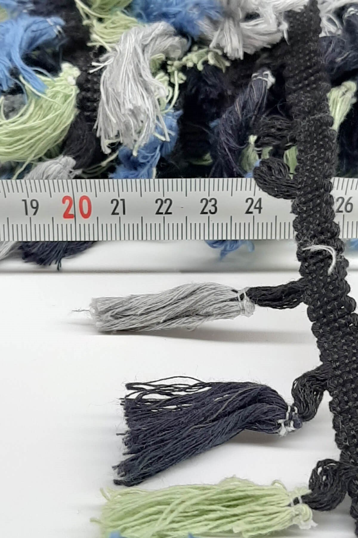 Yeşil Gri Siyah Pamuk Saçak Püskül