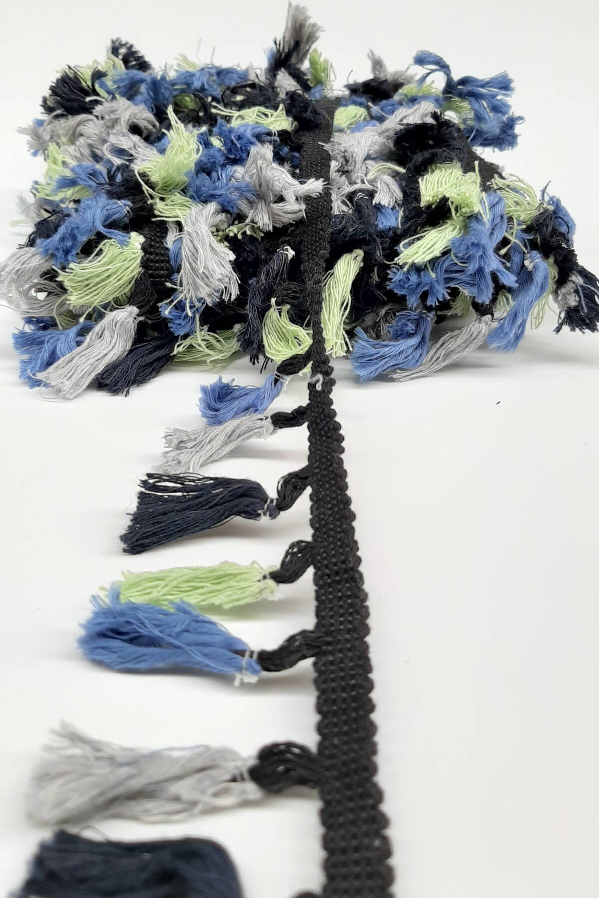 Yeşil Gri Siyah Pamuk Saçak Püskül