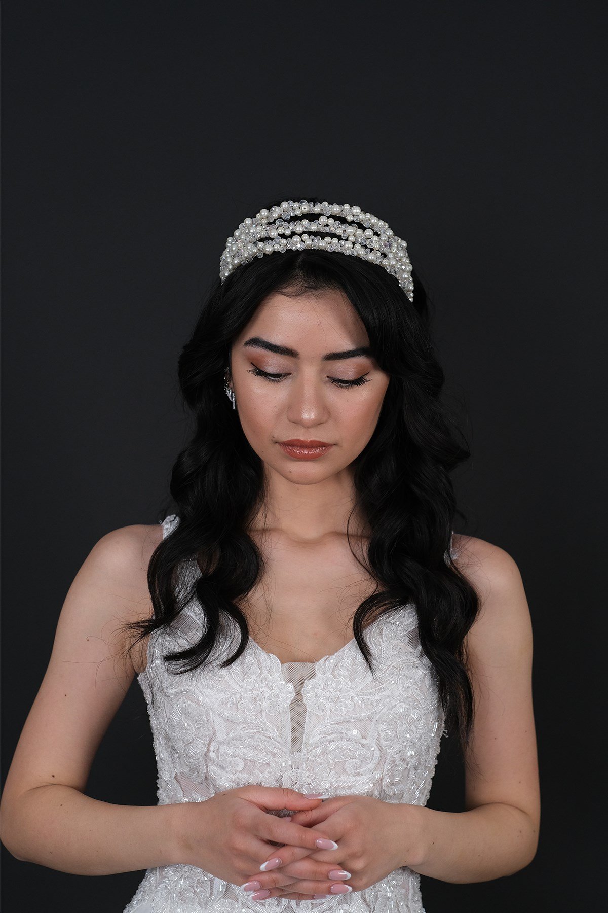 Yoğun İncili Özel Tasarım 3 Sıralı Gelin Tacı