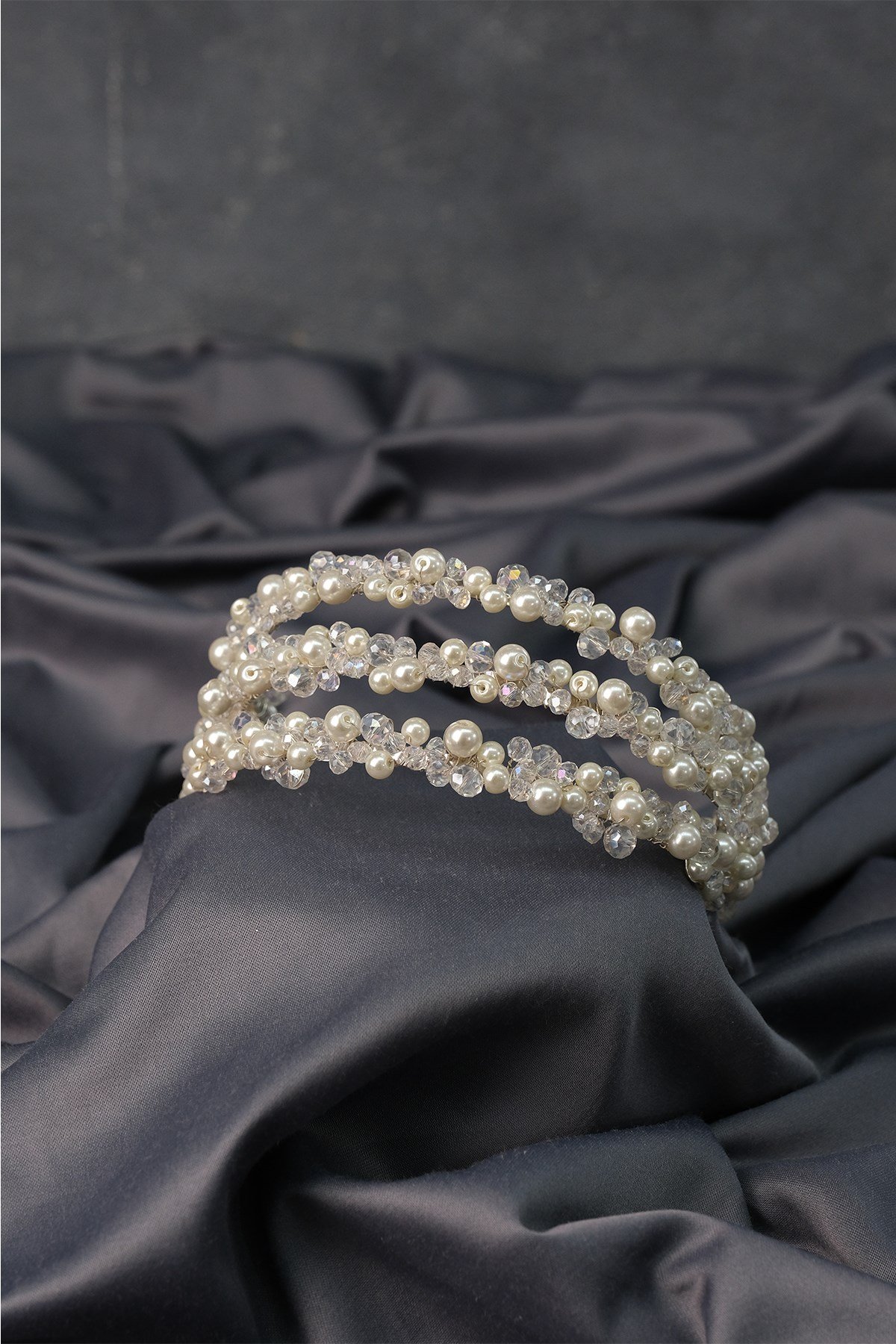 Yoğun İncili Özel Tasarım 3 Sıralı Gelin Tacı