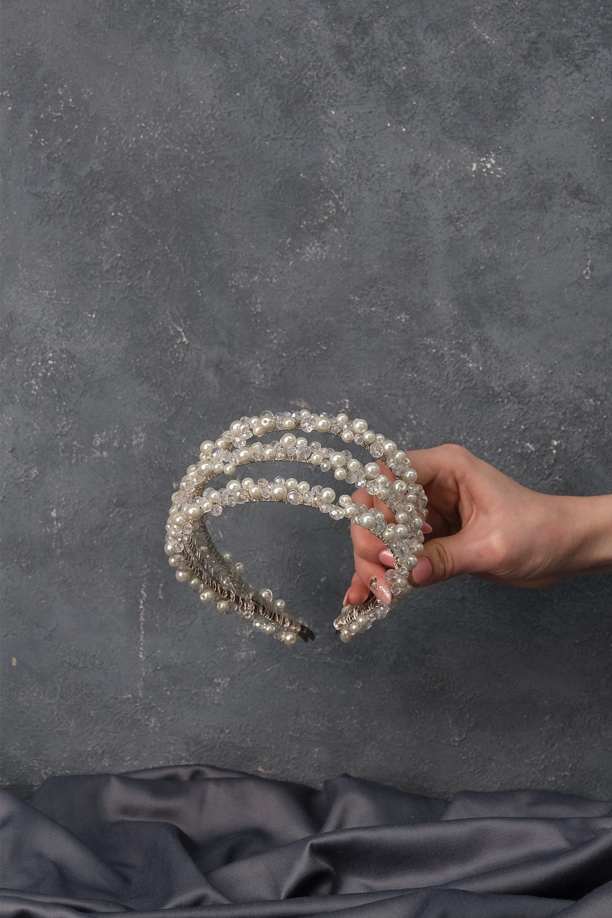 Yoğun İncili Özel Tasarım 3 Sıralı Gelin Tacı