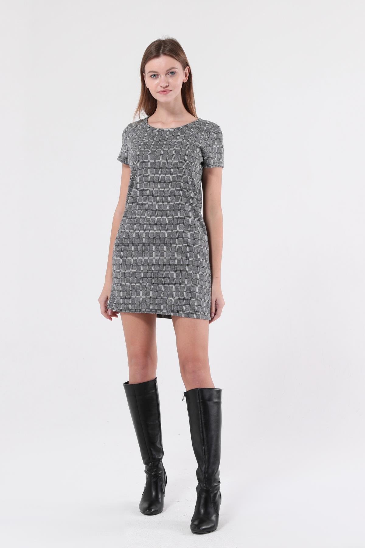 SEZER AKTAŞ ANTRASİT KARELİ MİNİ ELBİSE