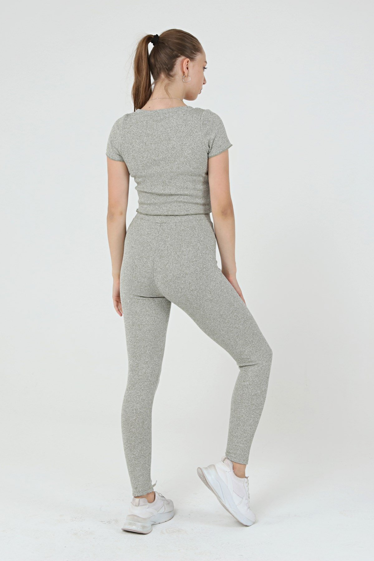 Sezer Aktaş Esnek Yeşil Tayt