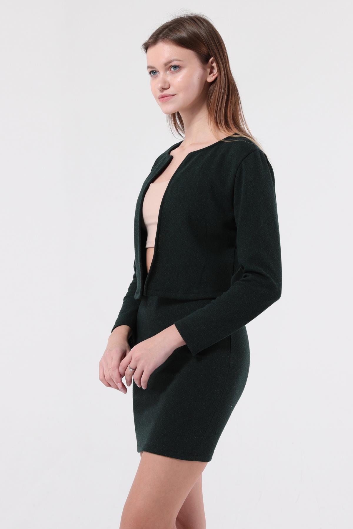 SEZER AKTAŞ YEŞİL CEKET ETEK TAKIM