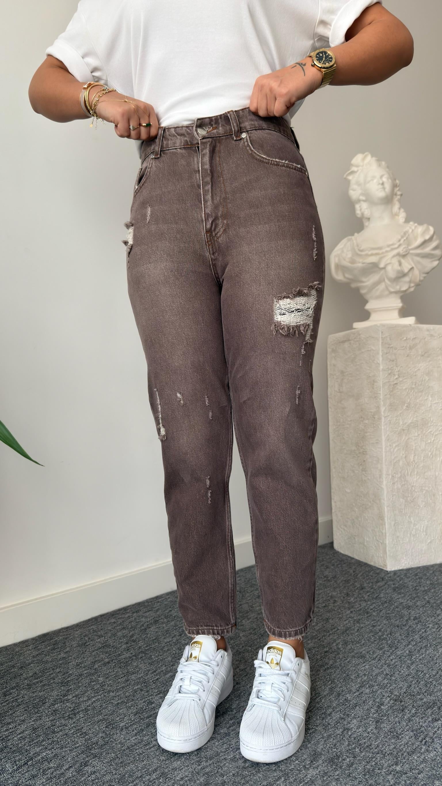 Mothi Yırtık Detaylı Kahve Jean