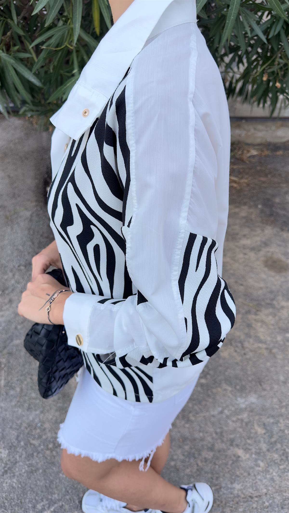 Gold Düğme Zebra Desenli Poplin Sweat