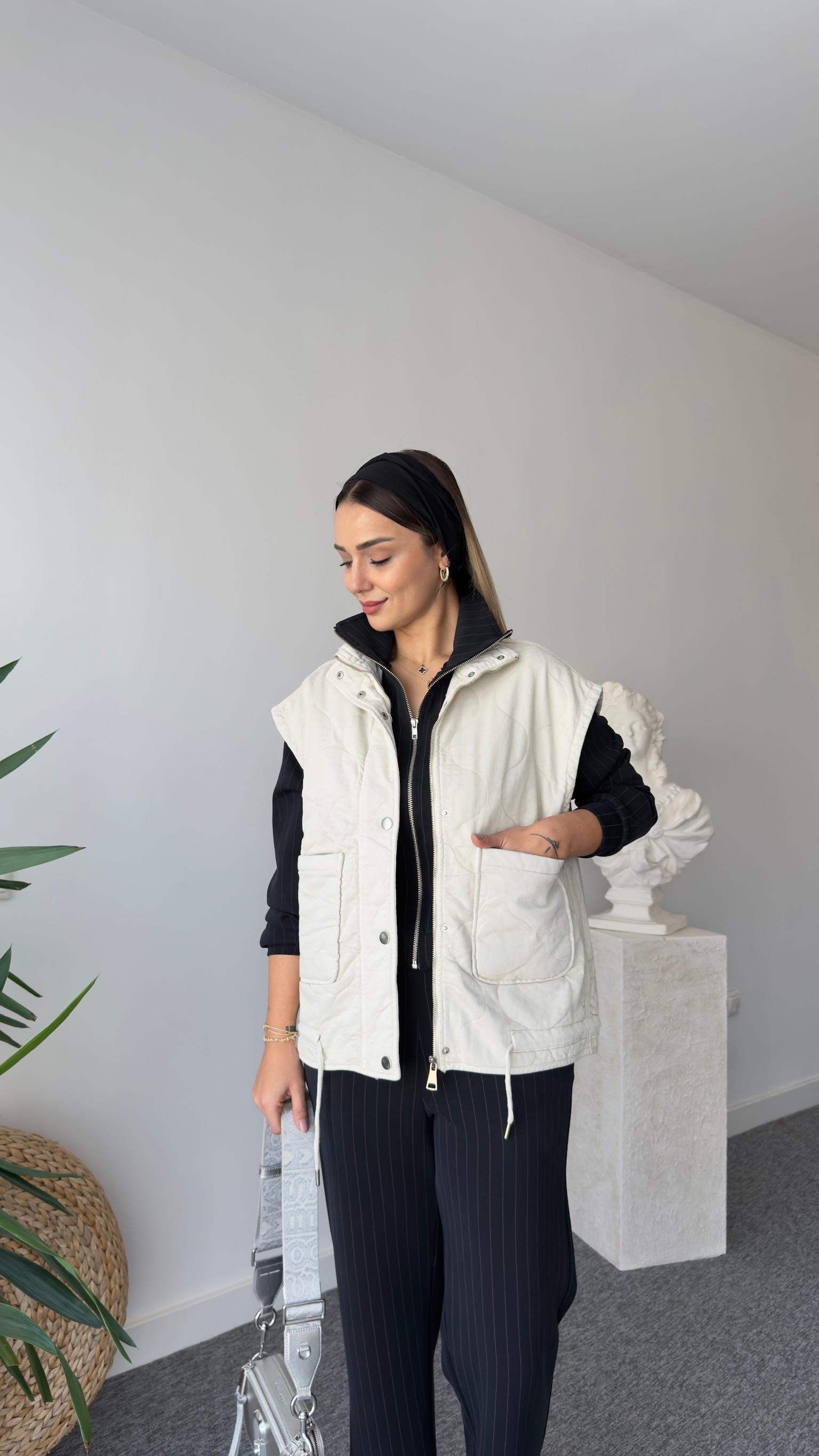 Vena Zra Model Kapitone Yelek