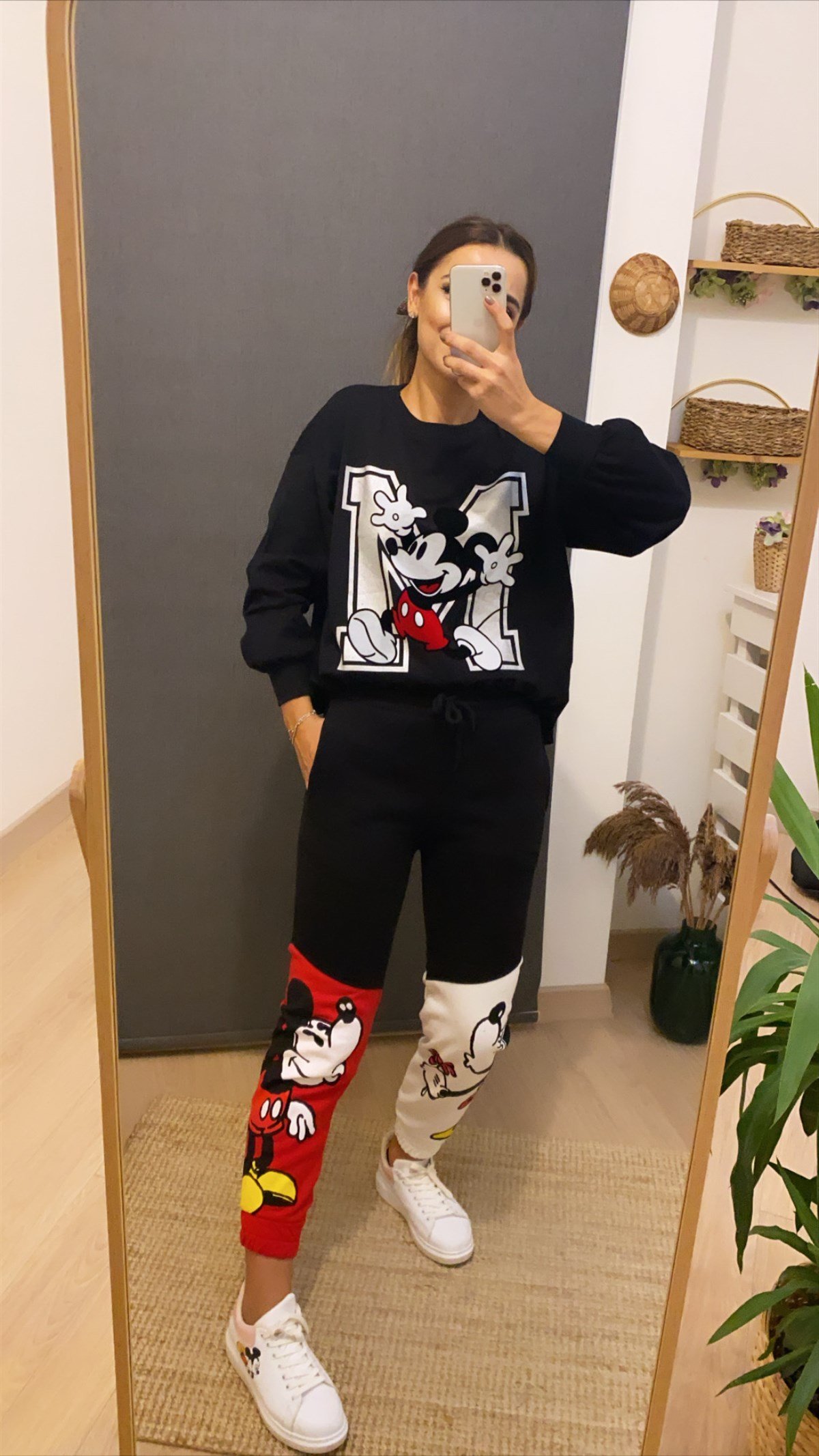Çift Renkli Siyah Mickey Eşofman