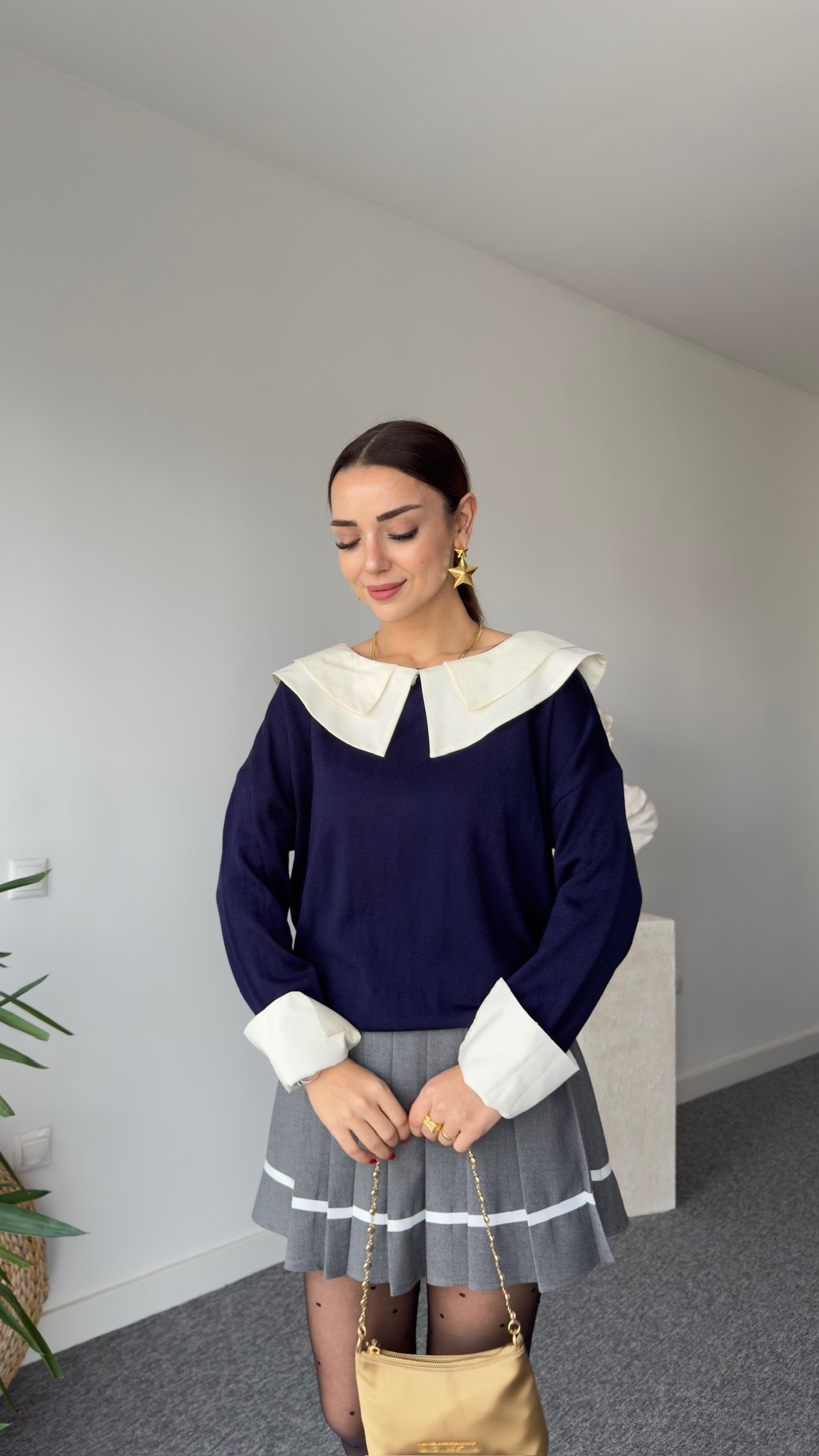 Orjinal Model Yaka Detaylı Lacivert Triko