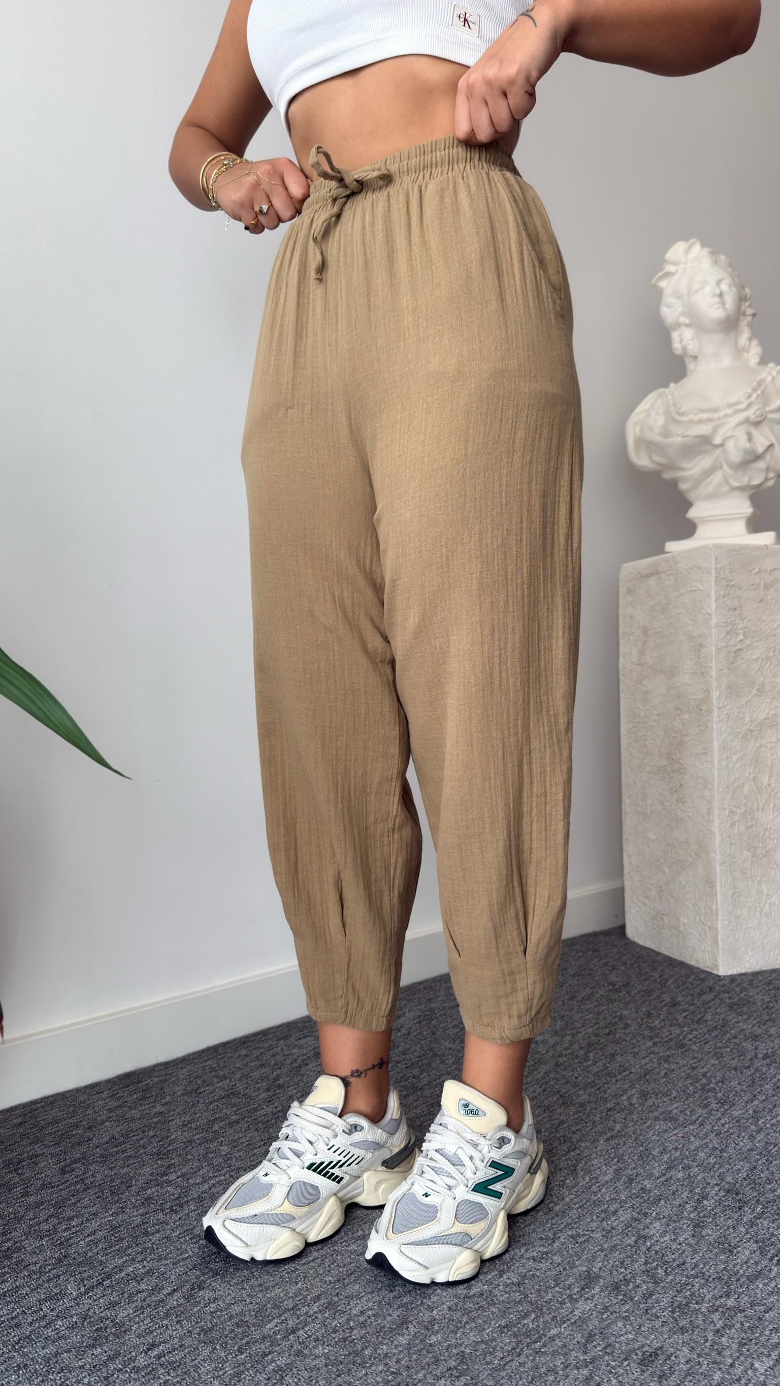 Olive Ransko Paça Pileli Müslin Pantolon
