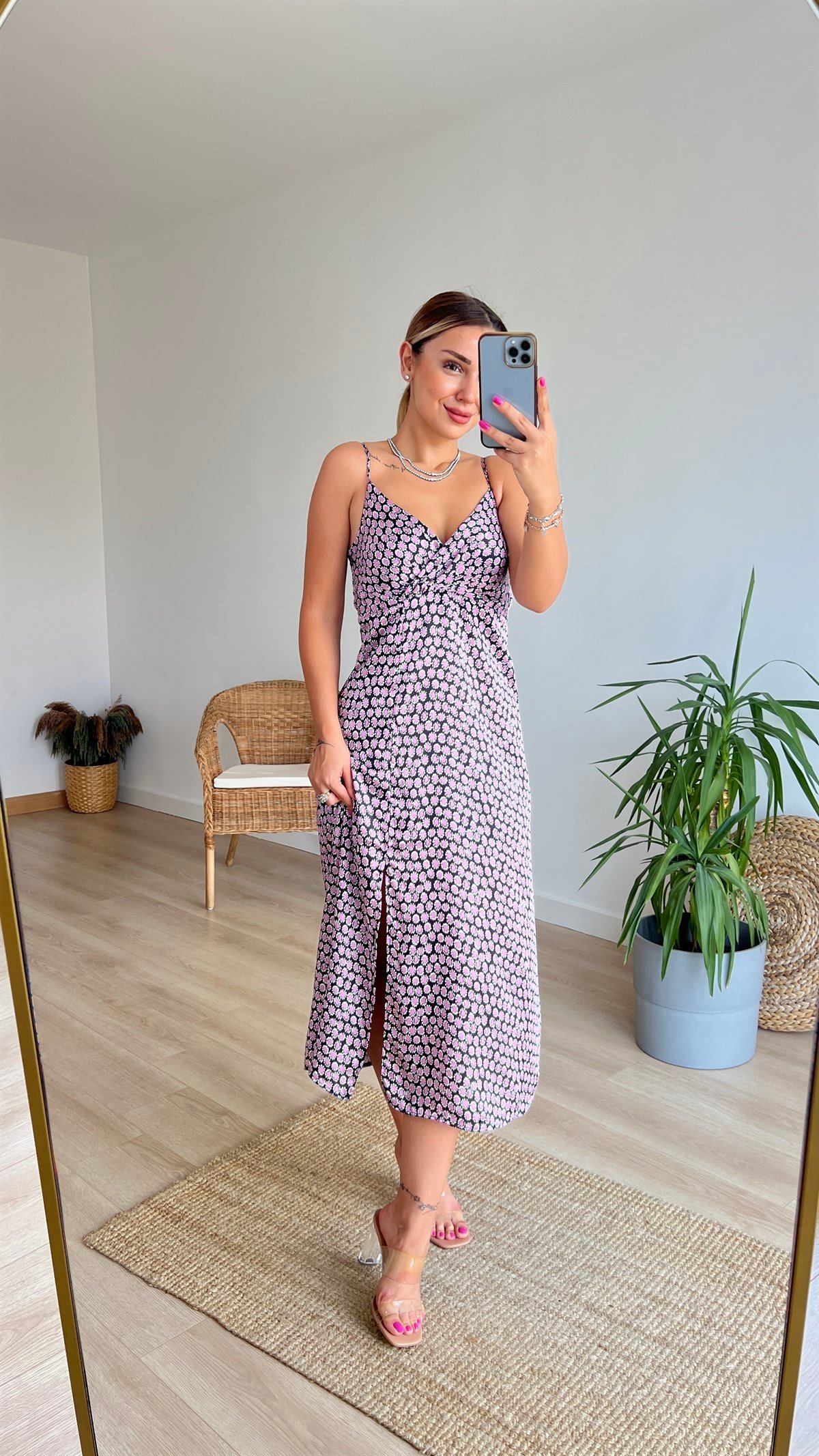 Zara Model Askılı Saten Elbise