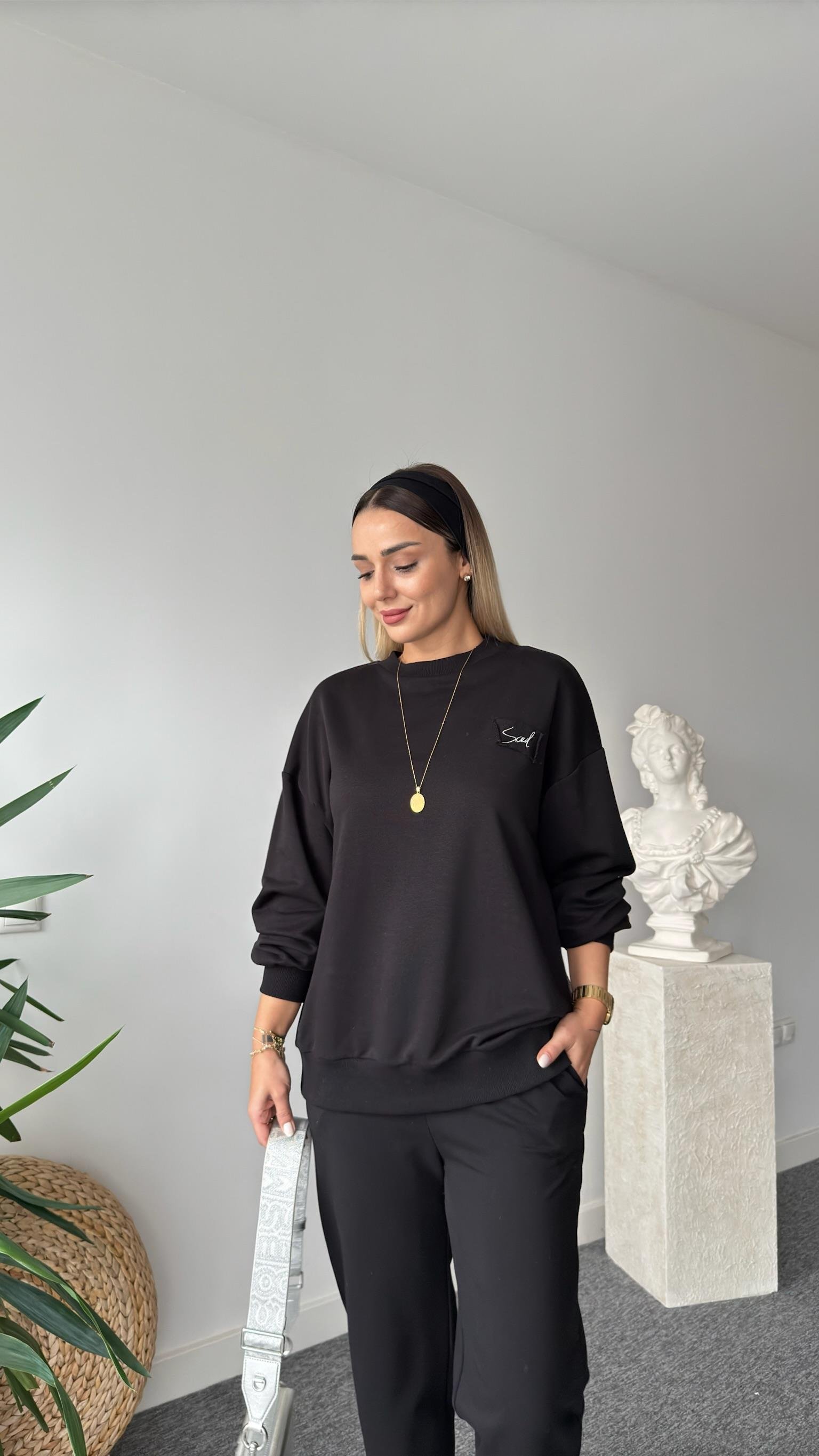 Mikel Sırt Nakış Detaylı Siyah Sweatshirt