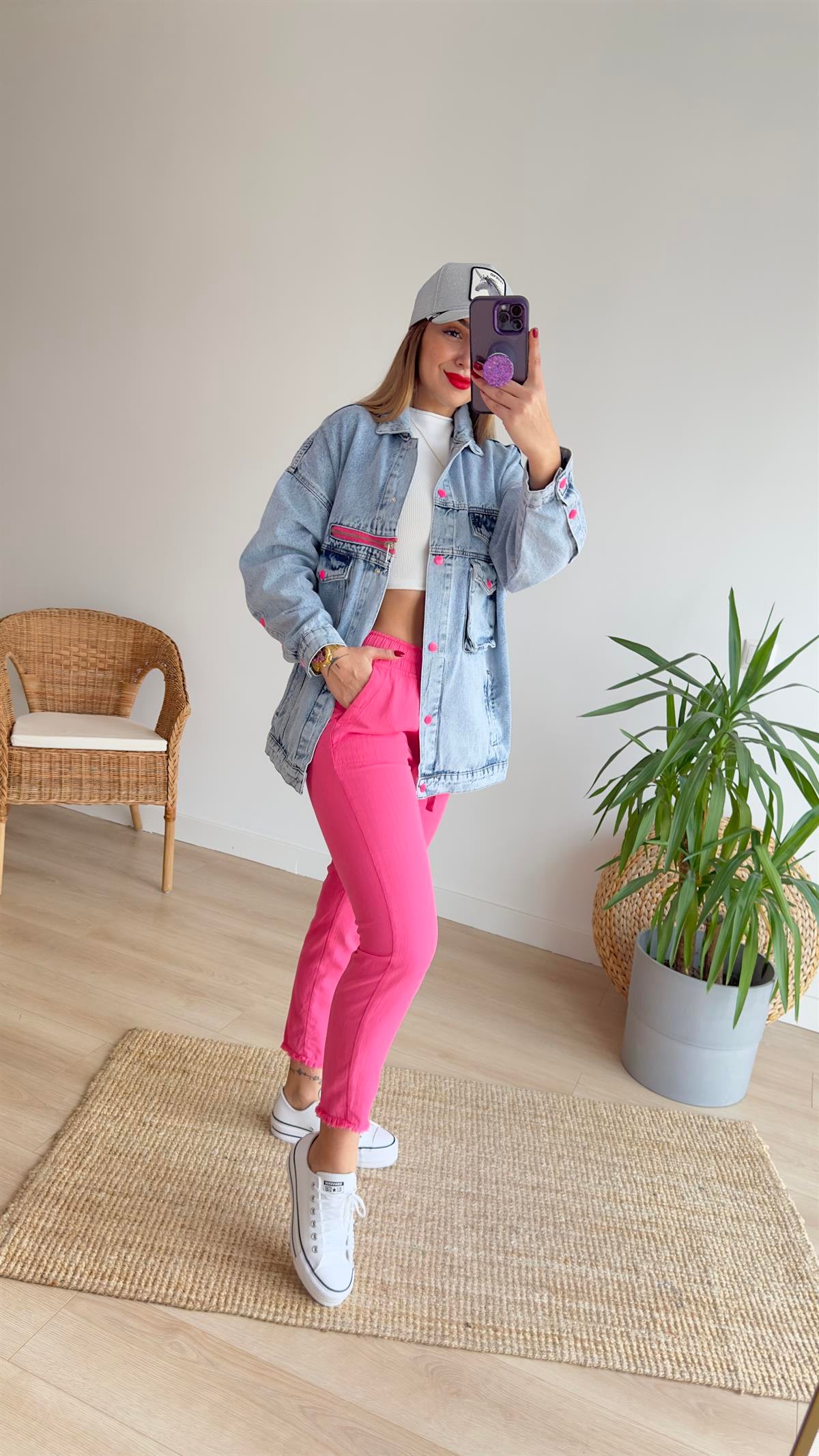 Pembe Düğmeli Kot Ceket